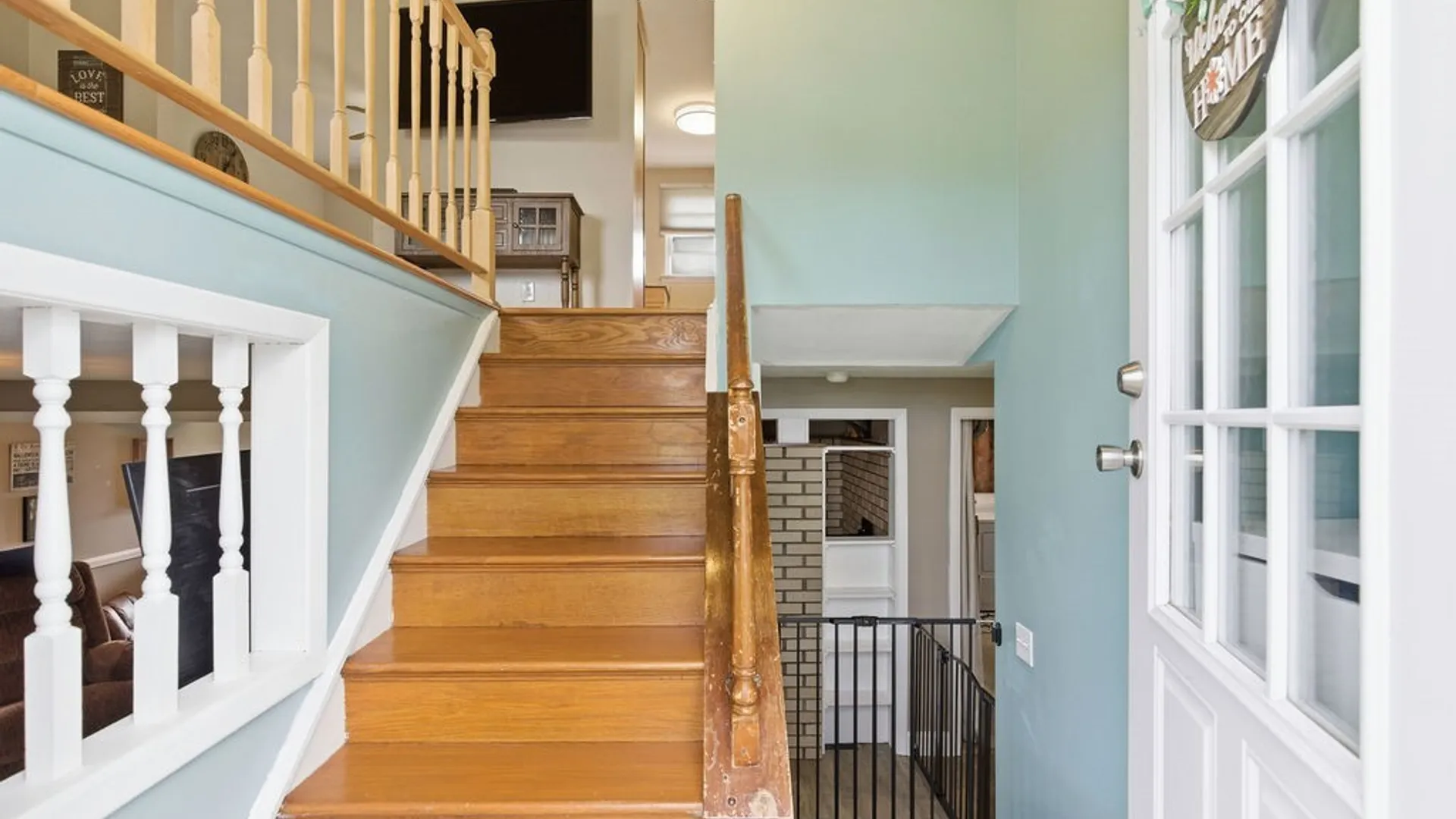 Property at 8217 Lucchesi Drive, Clay, NY 13041 4