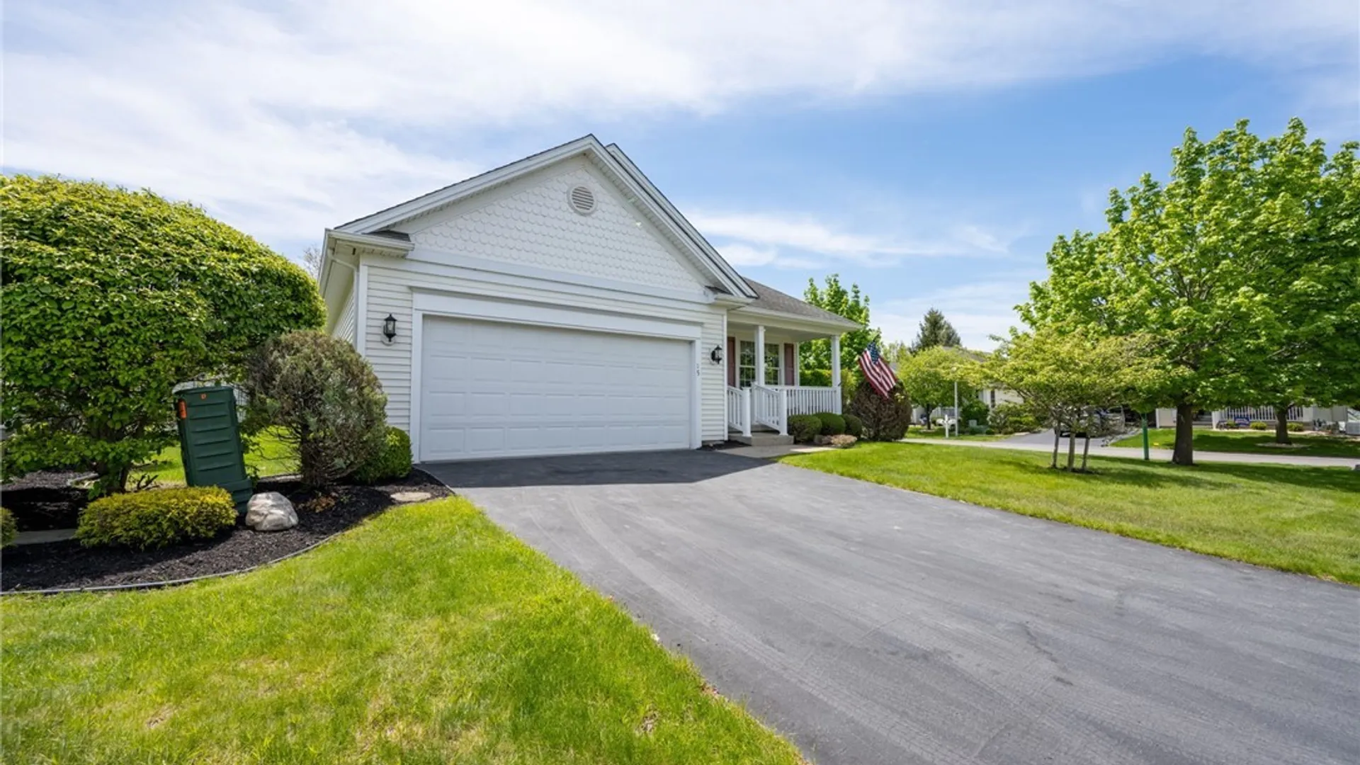 Property at 15 Glenfield Drive, West Seneca, NY 14224 6