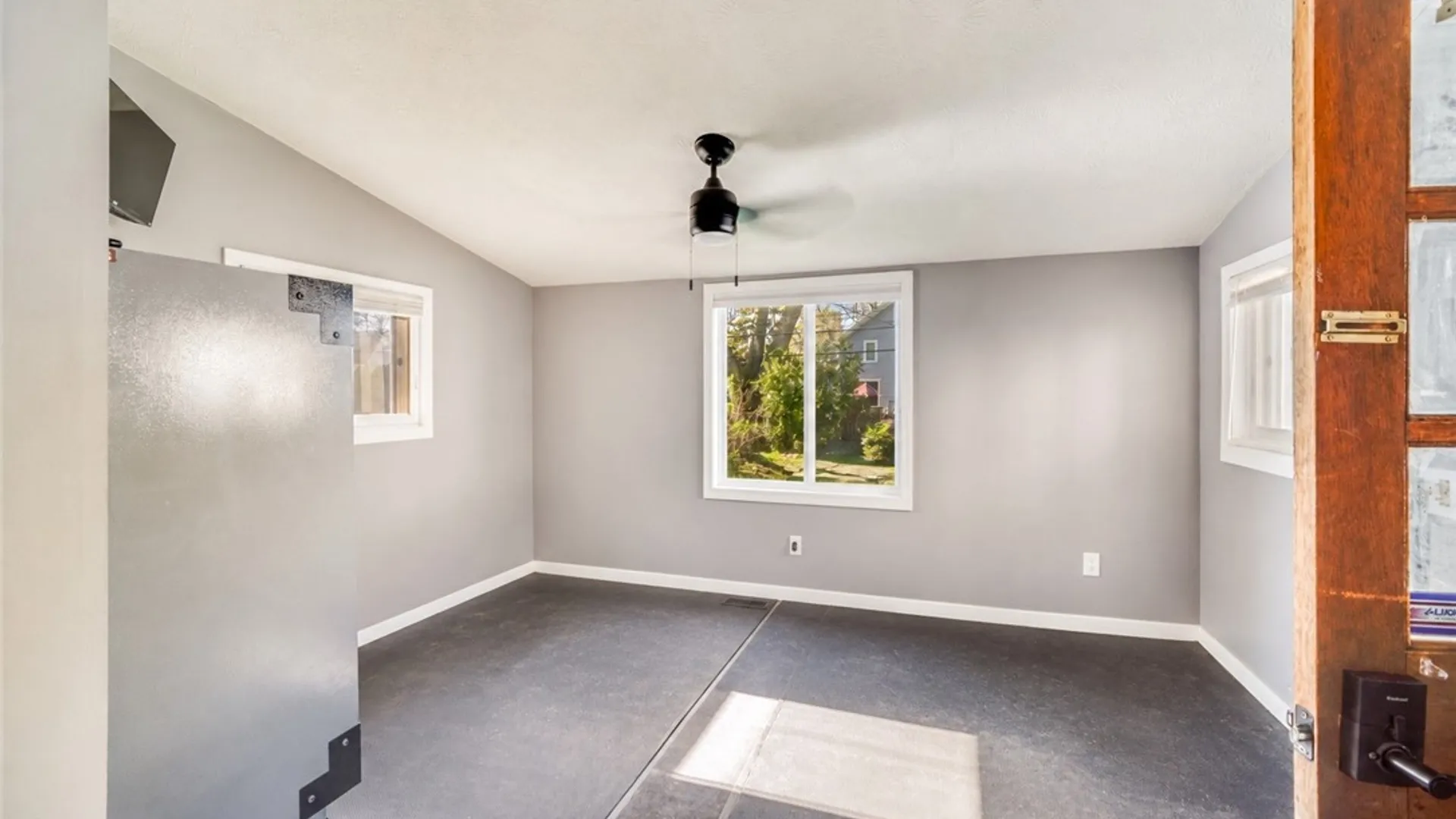 Property at 282 Brandon Road, Irondequoit, NY 14622 9