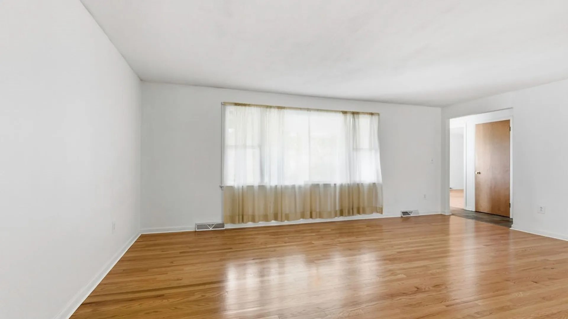 Property at 6521 Kermit Lane, DeWitt, NY 13057 9
