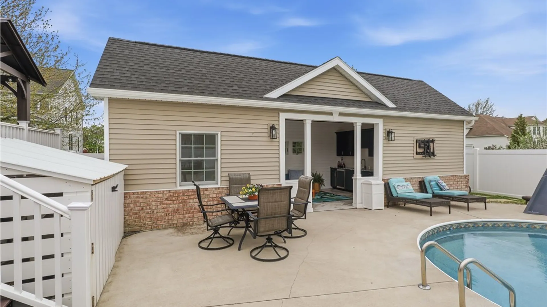 Property at 100 Triple Diamond, Penfield, NY 14580 35