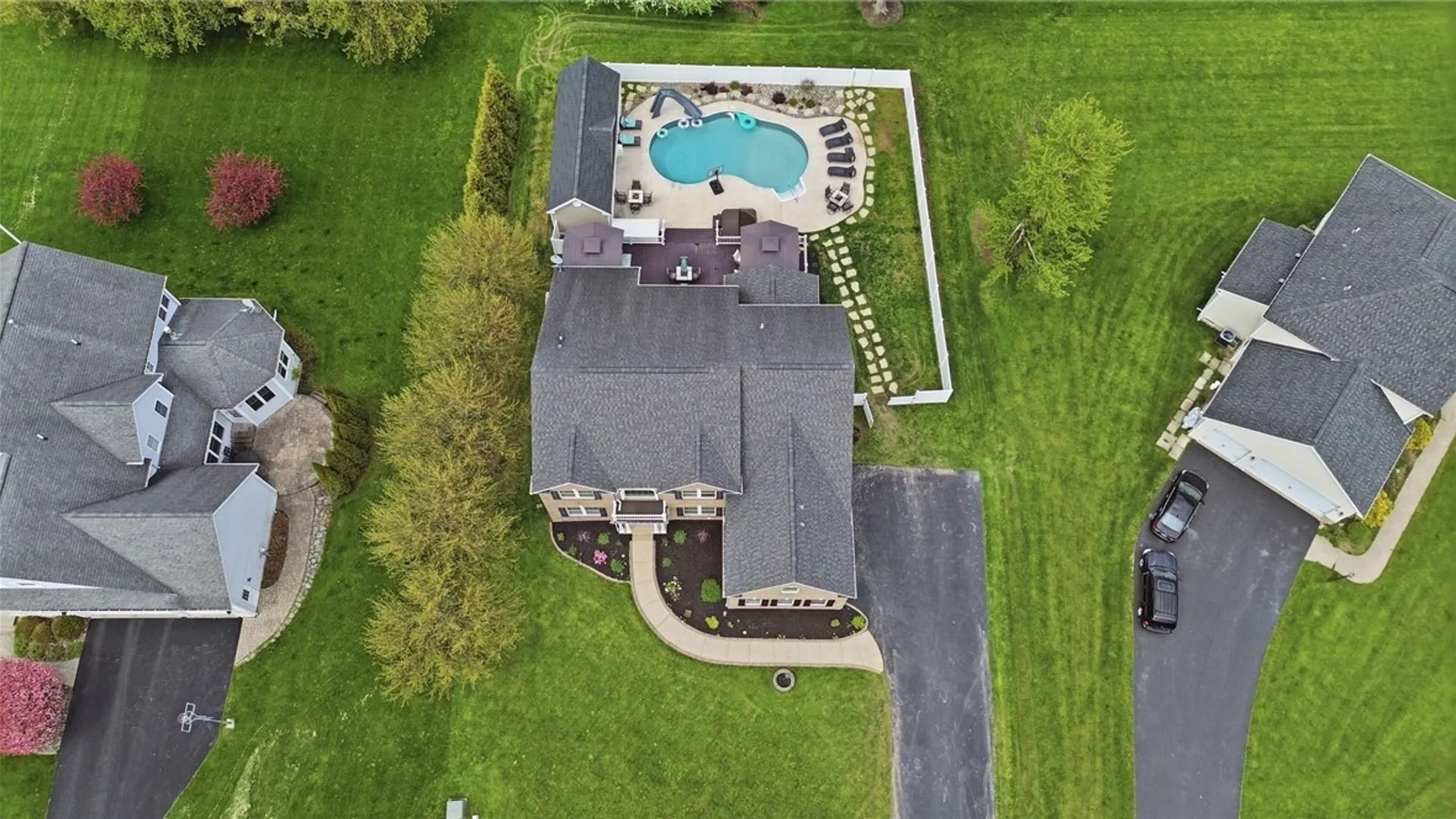 Property at 100 Triple Diamond, Penfield, NY 14580 43