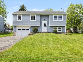 Property at 1258 Glen Carlyn Drive, Farmington, NY 14425