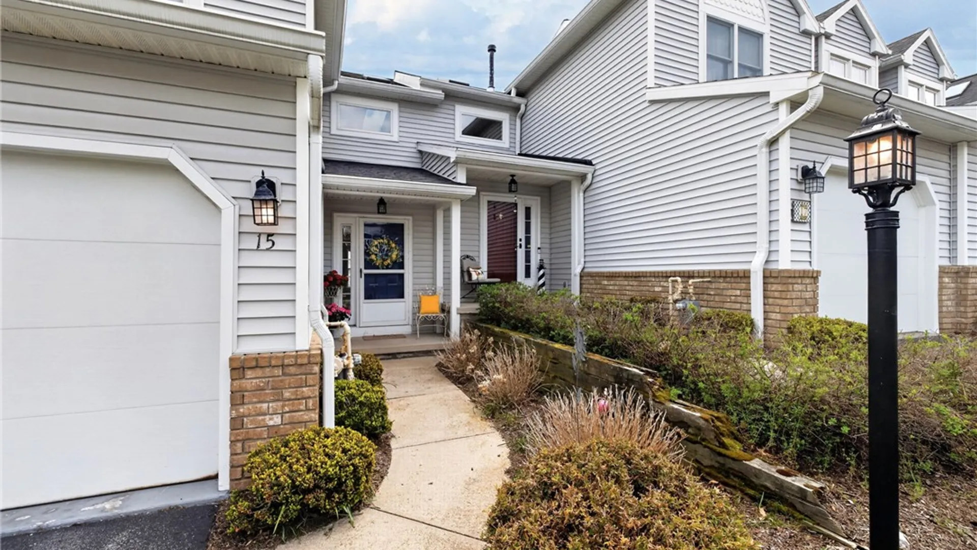 Property at 15 Leeward Lane, Canandaigua City, NY 14424 2