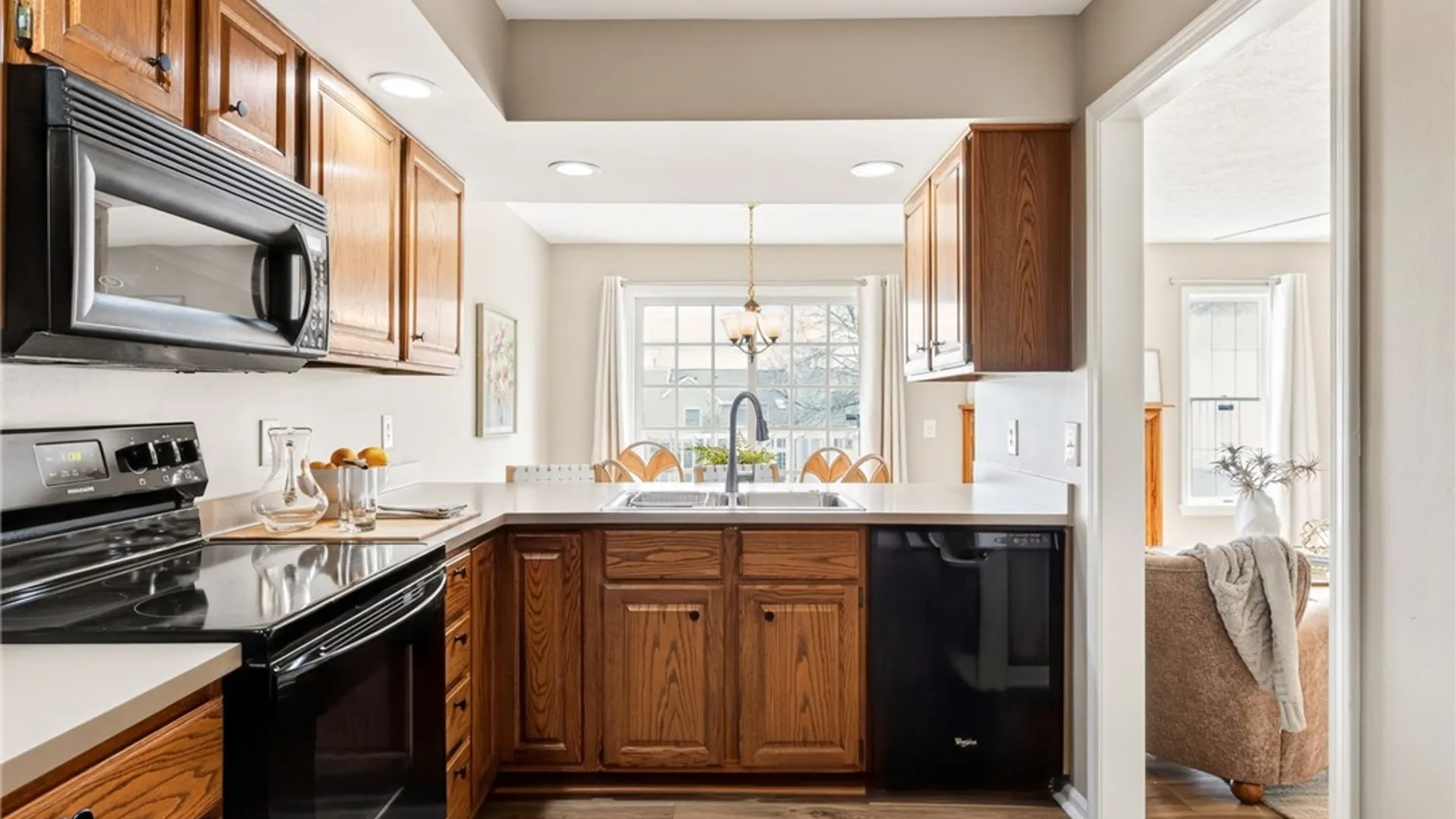 Property at 15 Leeward Lane, Canandaigua City, NY 14424 8
