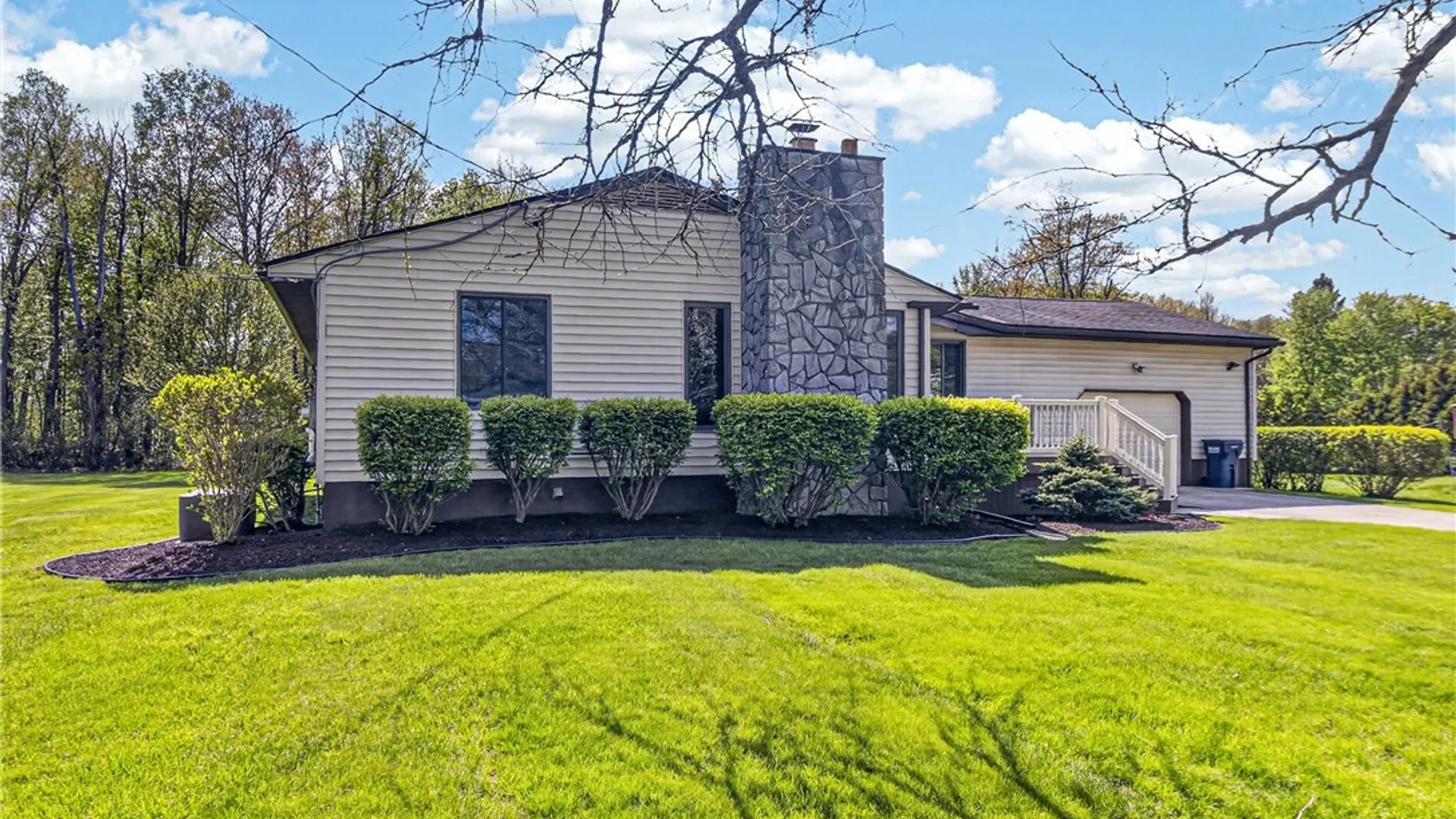 Property at 7 Homestead Road, New Hartford, NY 13323 2