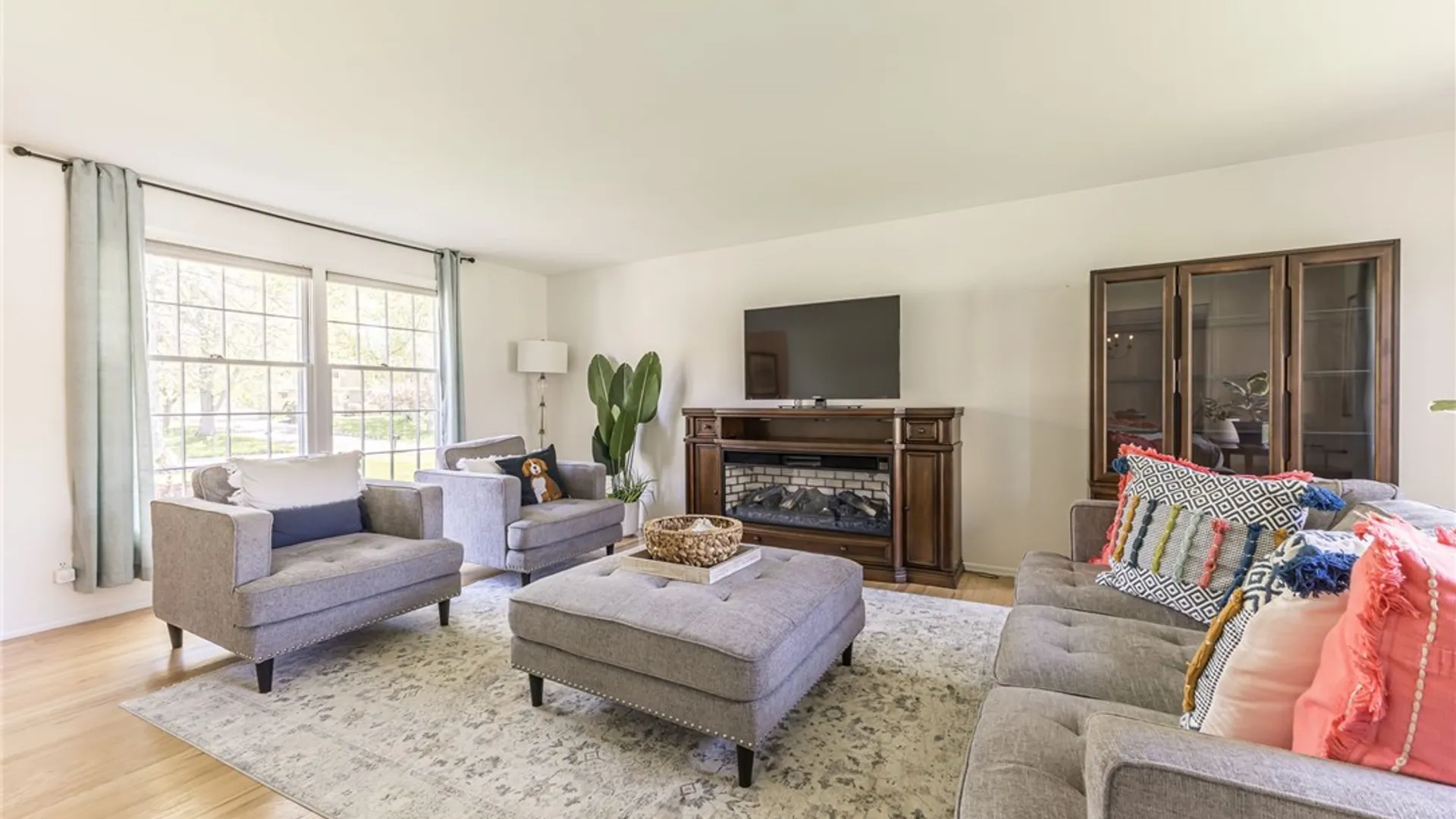 Property at 12 Van Buren Road, Pittsford, NY 14534 10