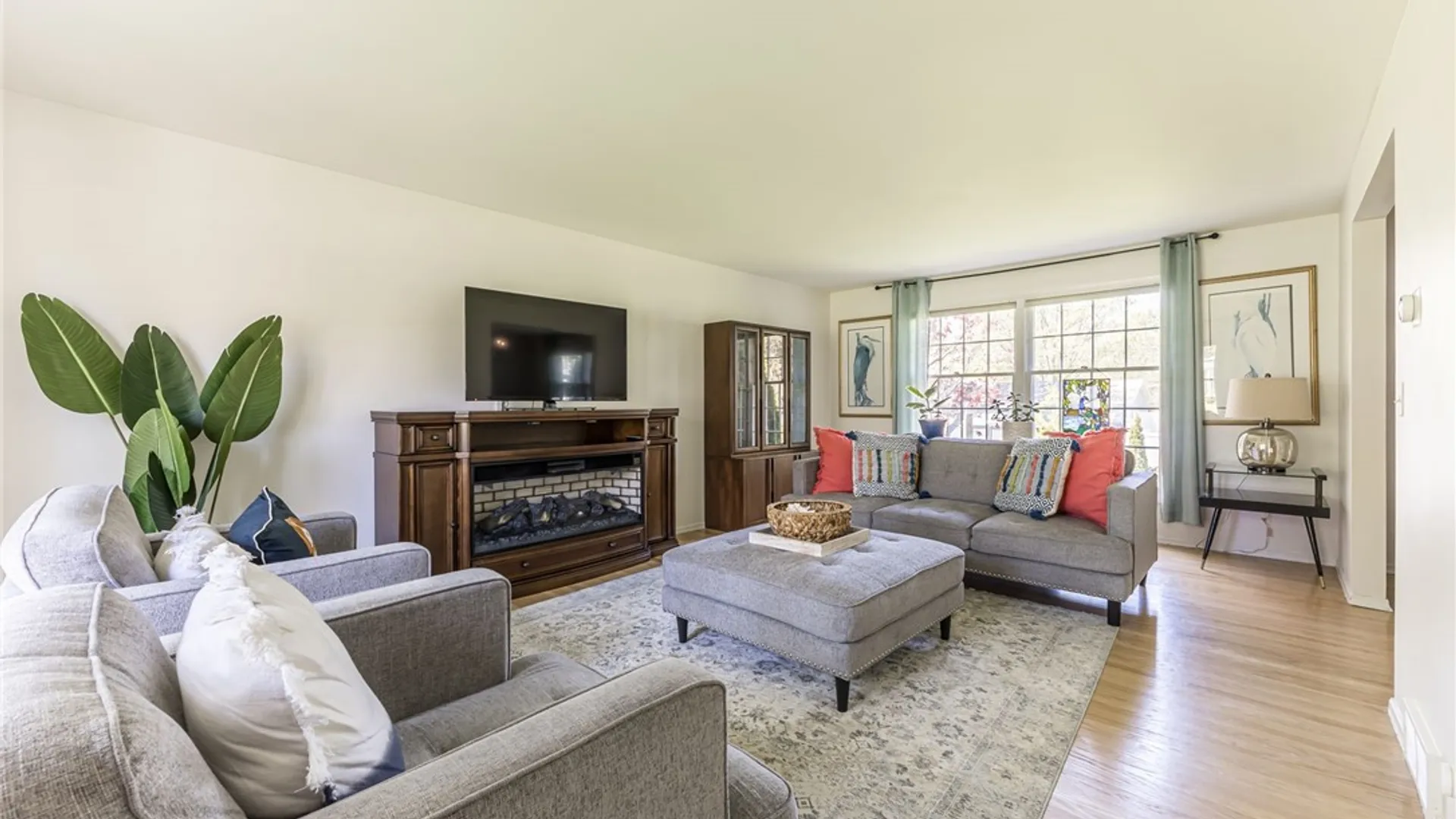 Property at 12 Van Buren Road, Pittsford, NY 14534 9