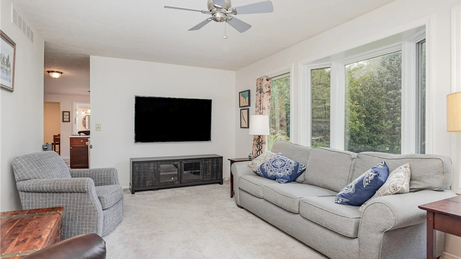 Property at 602 Kayleigh Drive, Webster, NY 14580 7