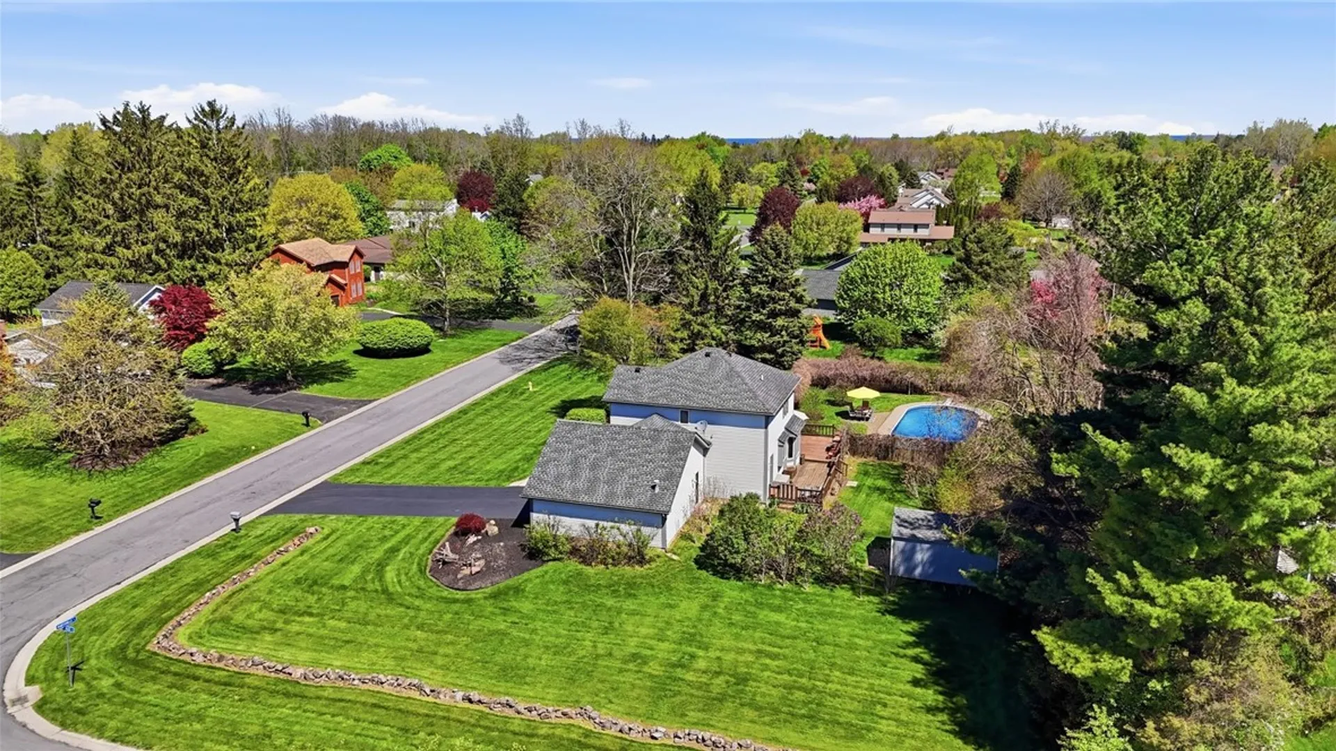 Property at 376 Hartsville Lane, Webster, NY 14580 42