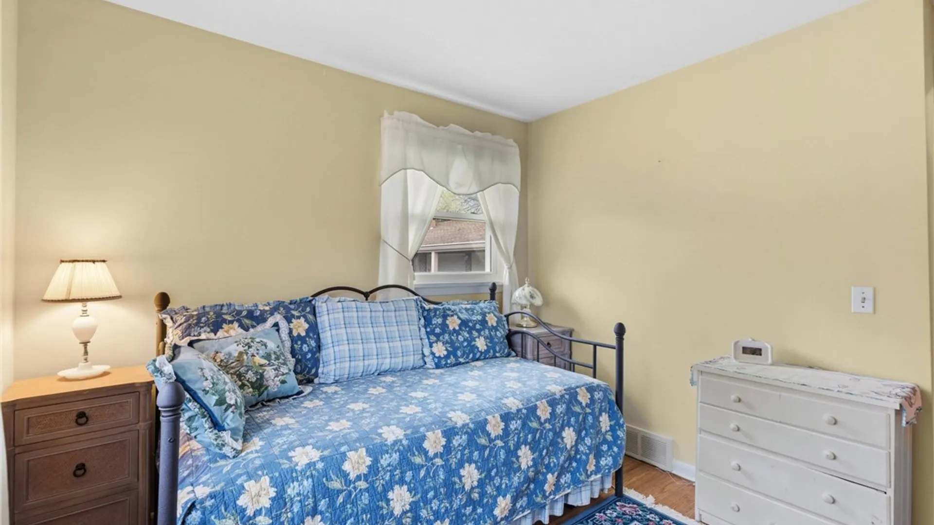 Property at 129 Alhambra Drive, Irondequoit, NY 14622 28