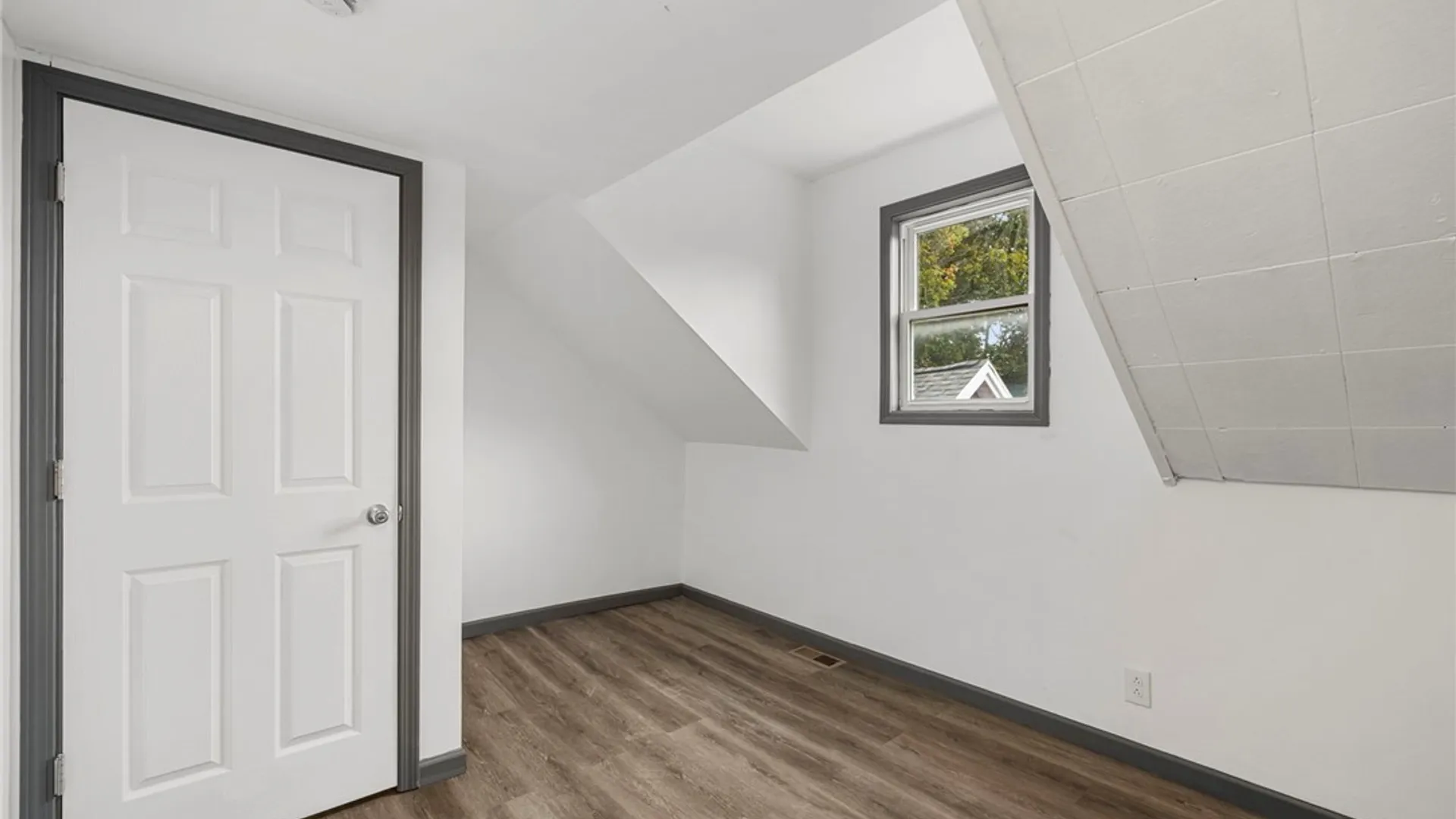 Property at 347 Bristol Street, Buffalo, NY 14206 31