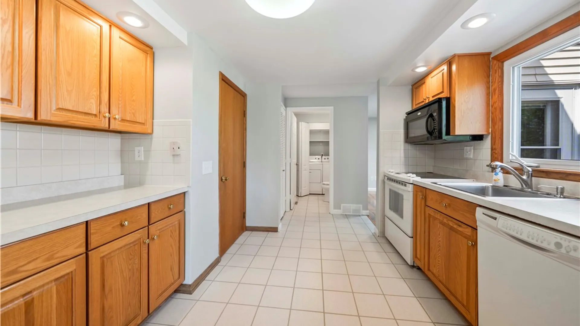 Property at 118 Queensboro Road, Irondequoit, NY 14609 10
