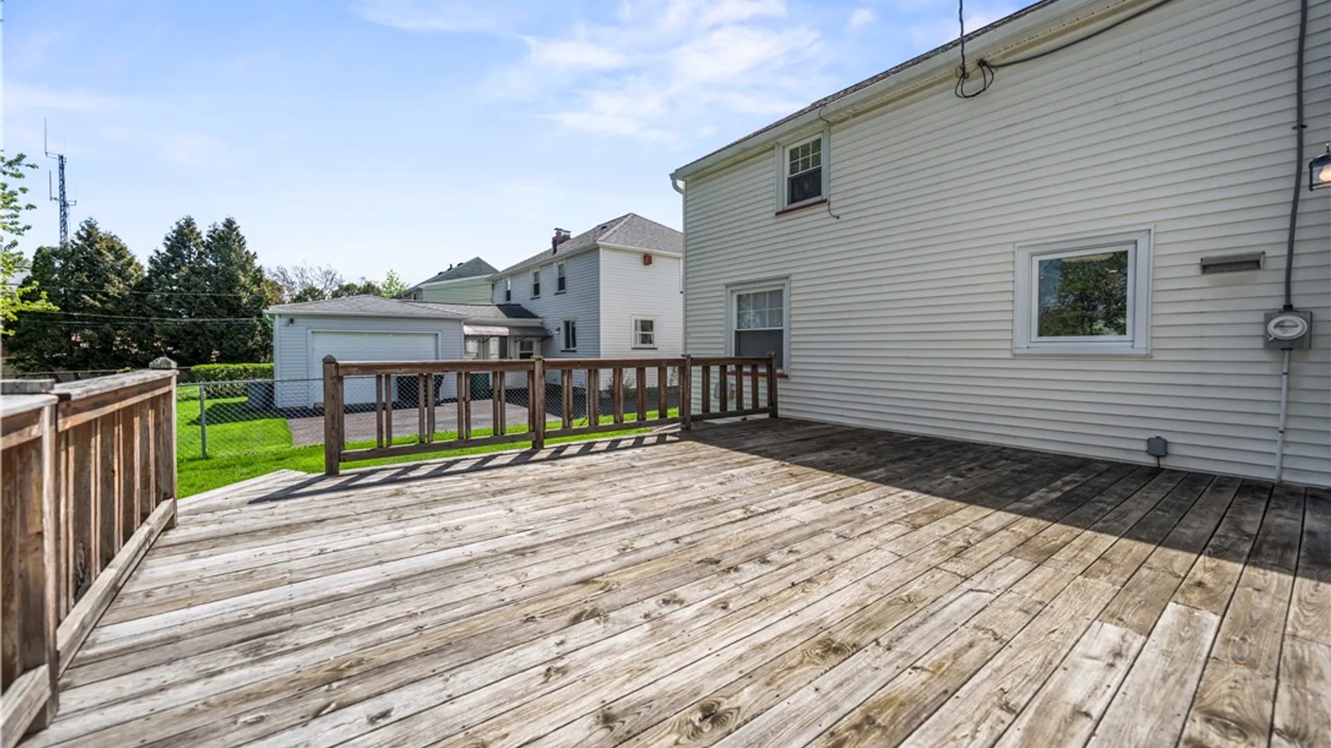 Property at 118 Queensboro Road, Irondequoit, NY 14609 34