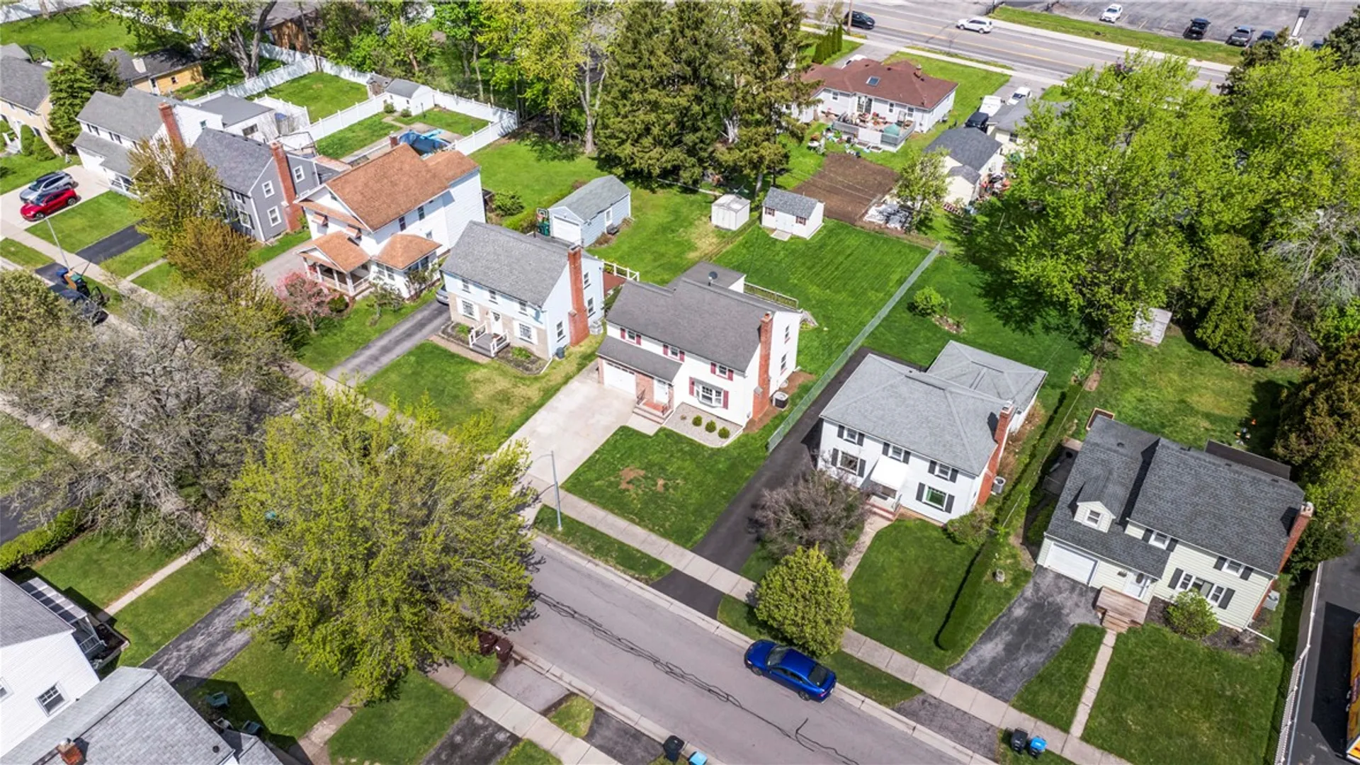 Property at 118 Queensboro Road, Irondequoit, NY 14609 39