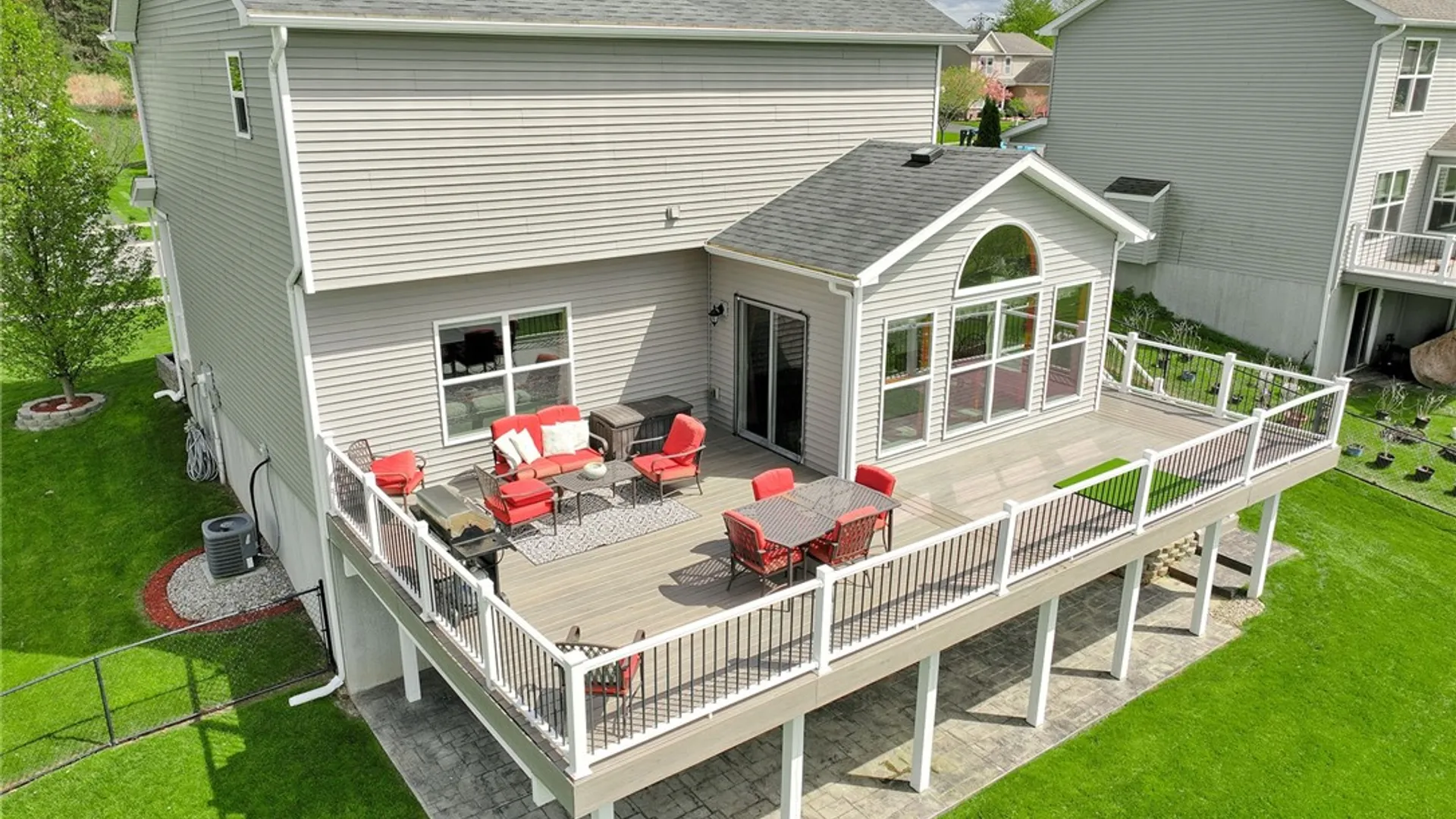 Property at 128 Southend Sq, Henrietta, NY 14586 2