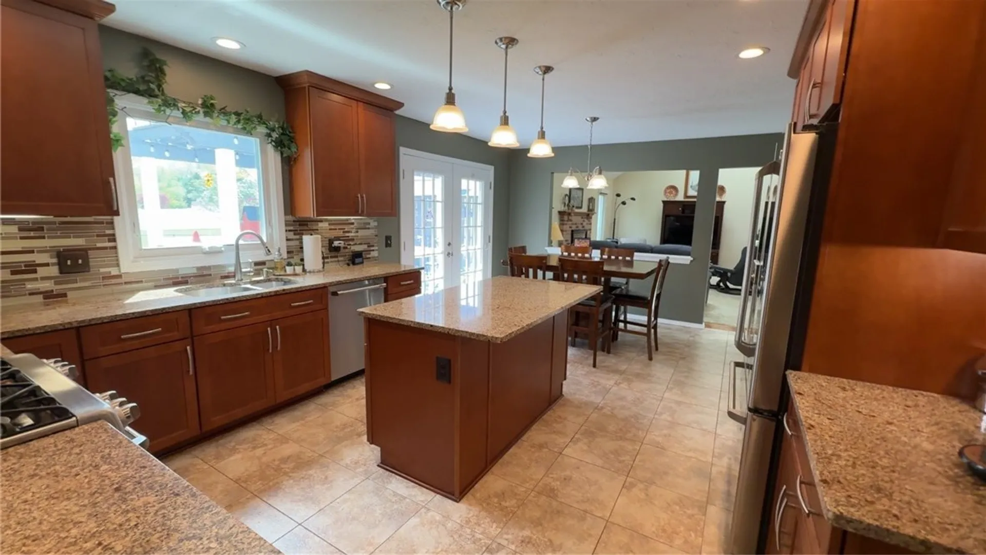 Property at 125 Jersey Black Circle, Greece, NY 14626 15