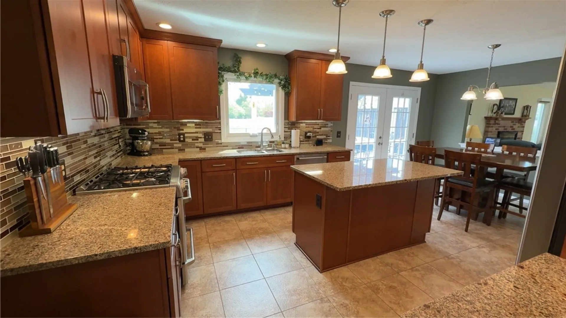 Property at 125 Jersey Black Circle, Greece, NY 14626 16