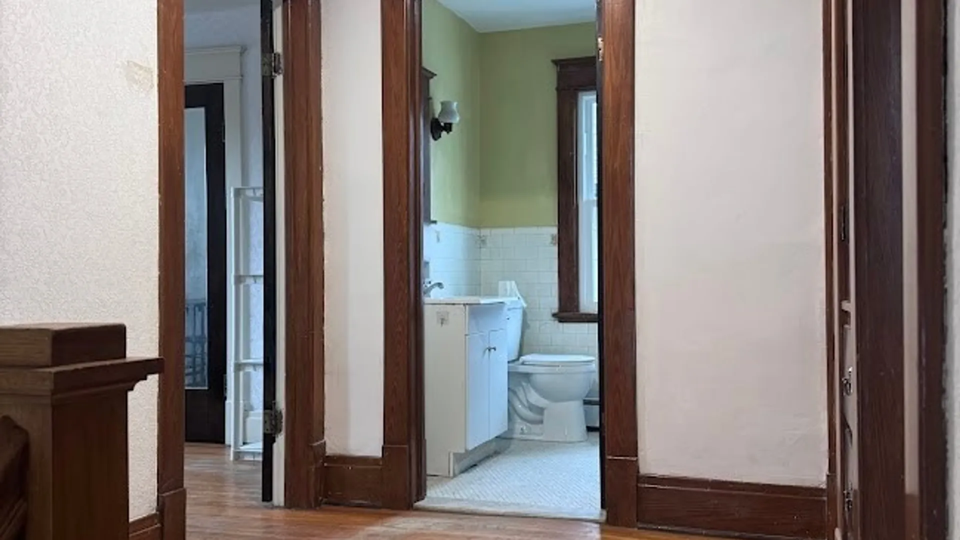 Property at 17 Northrup Place, Buffalo, NY 14214 29
