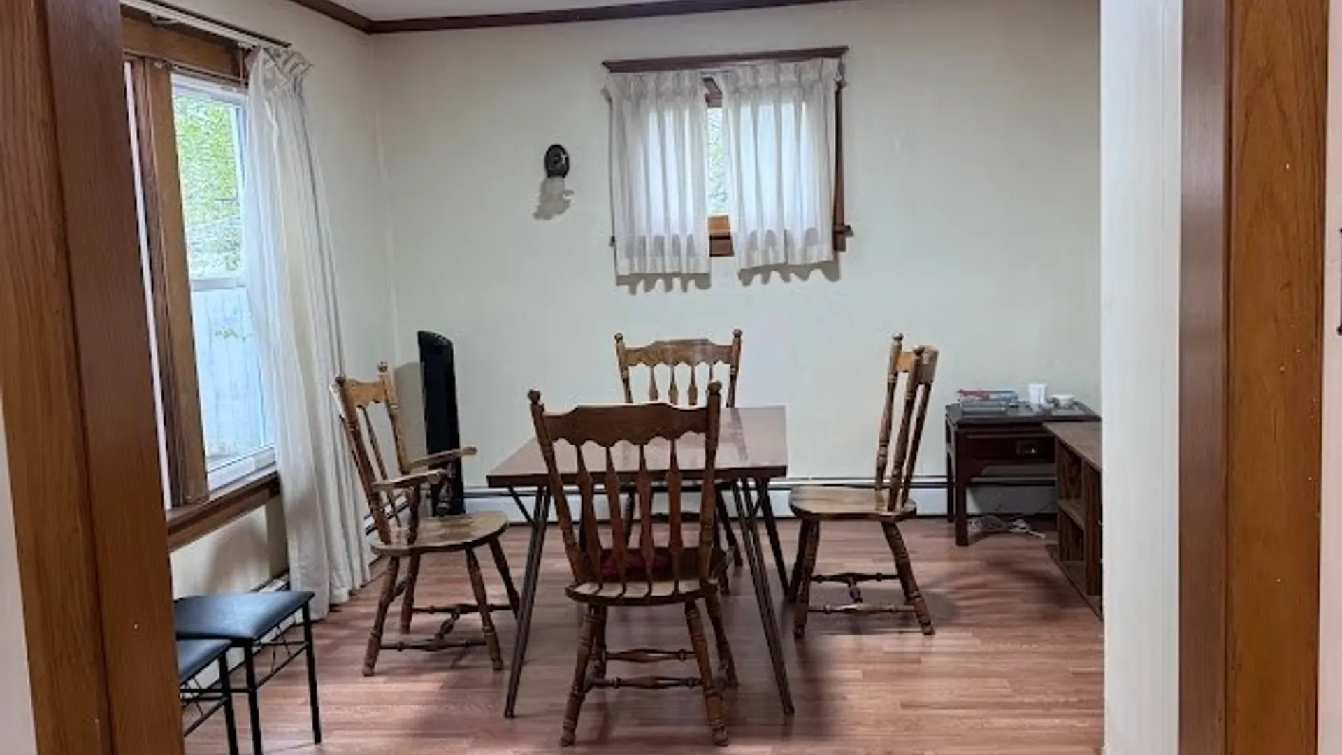 Property at 17 Northrup Place, Buffalo, NY 14214 32