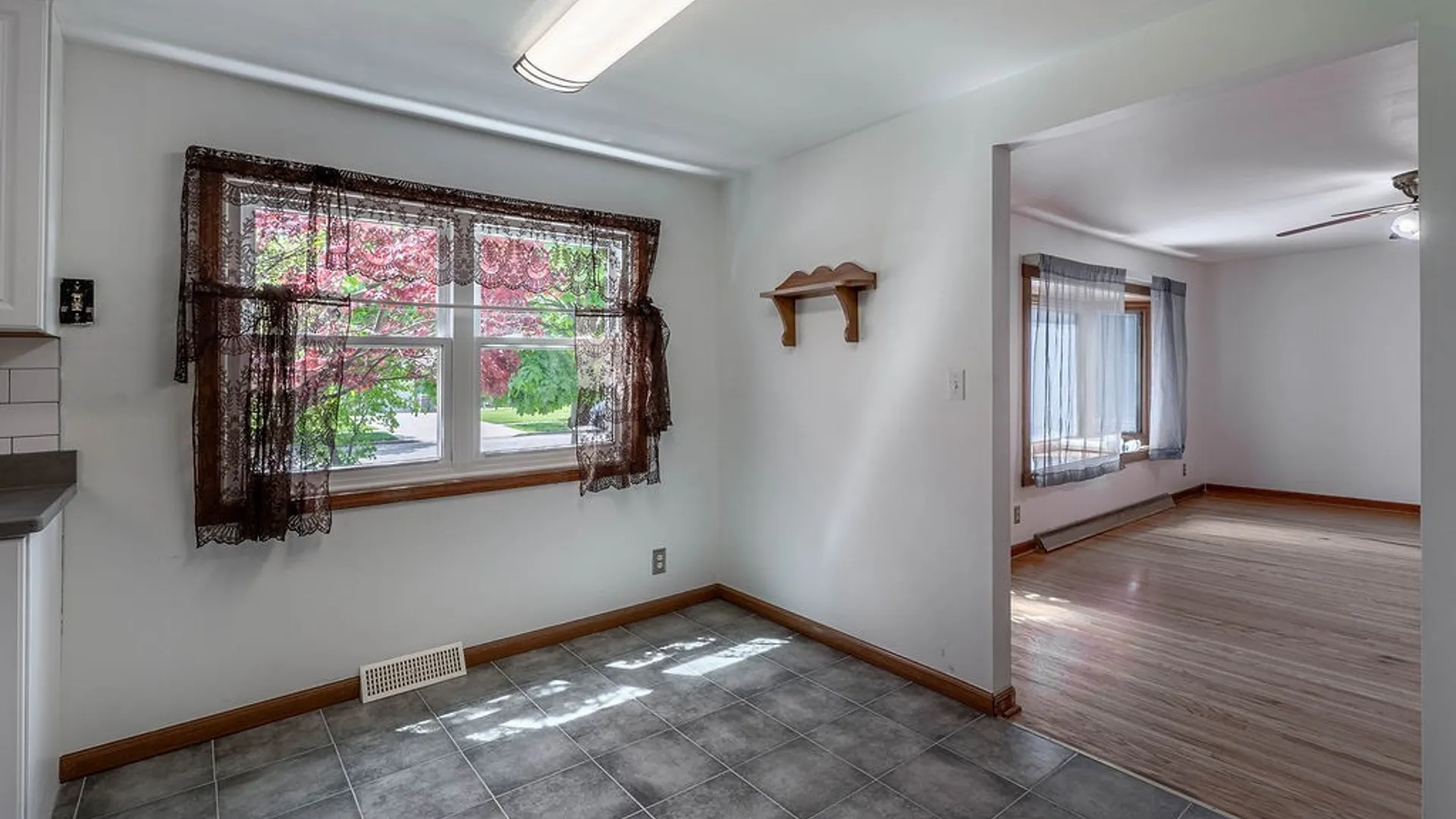 Property at 89 Windsor Avenue, Amherst, NY 14226 14