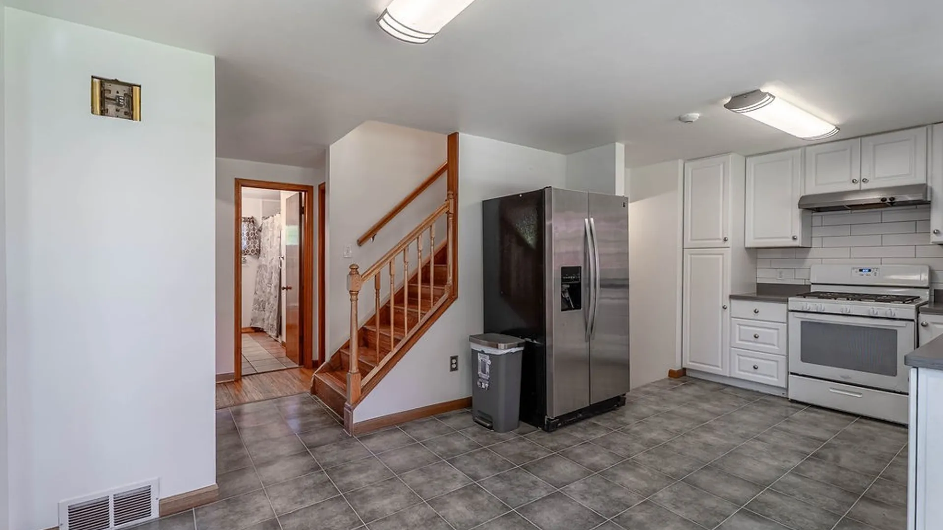 Property at 89 Windsor Avenue, Amherst, NY 14226 15