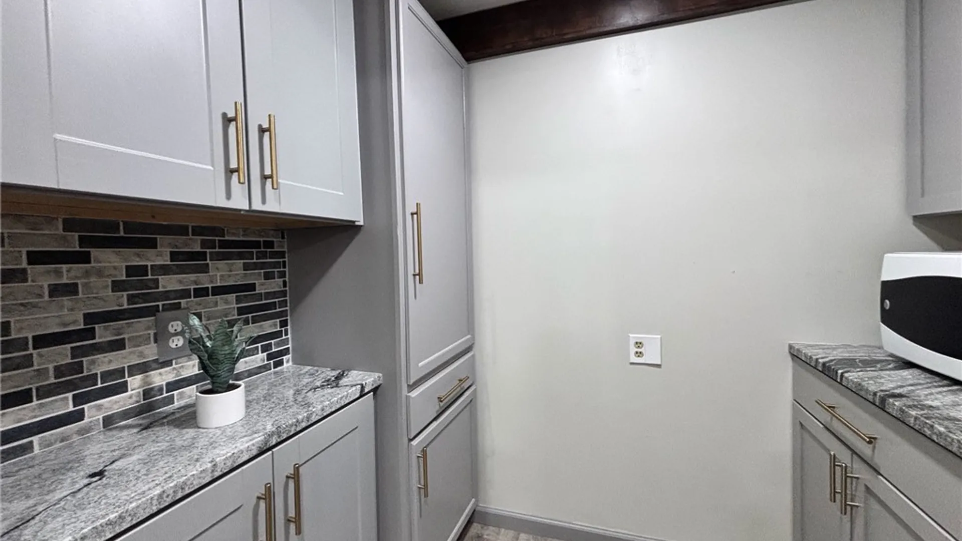 Property at 416 Benton Street, Rochester, NY 14620 17