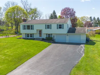 Property at 114 Pamela Lane, Arcadia, NY 14513