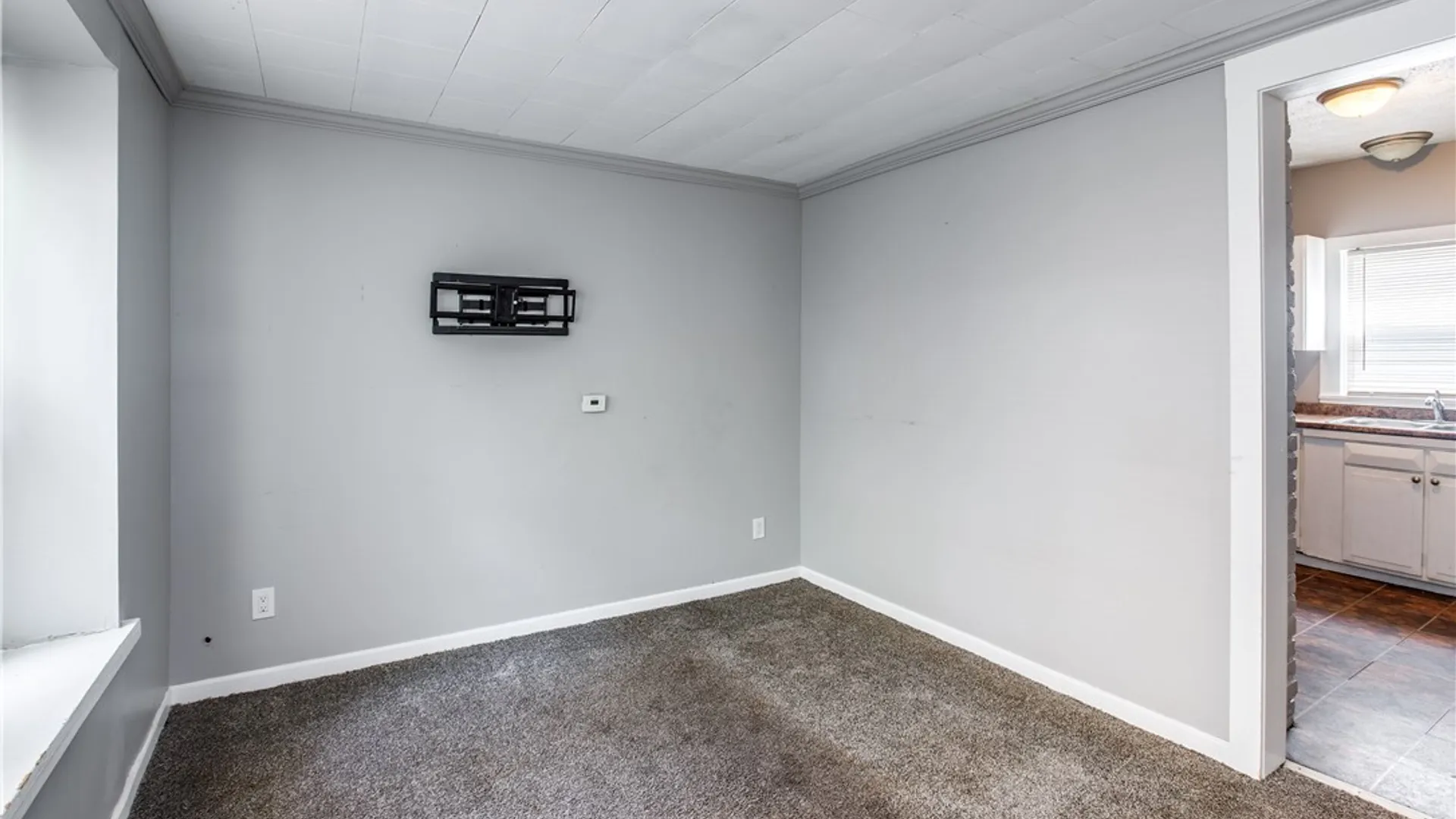 Property at 393 Brooks Avenue, Rochester, NY 14619 11