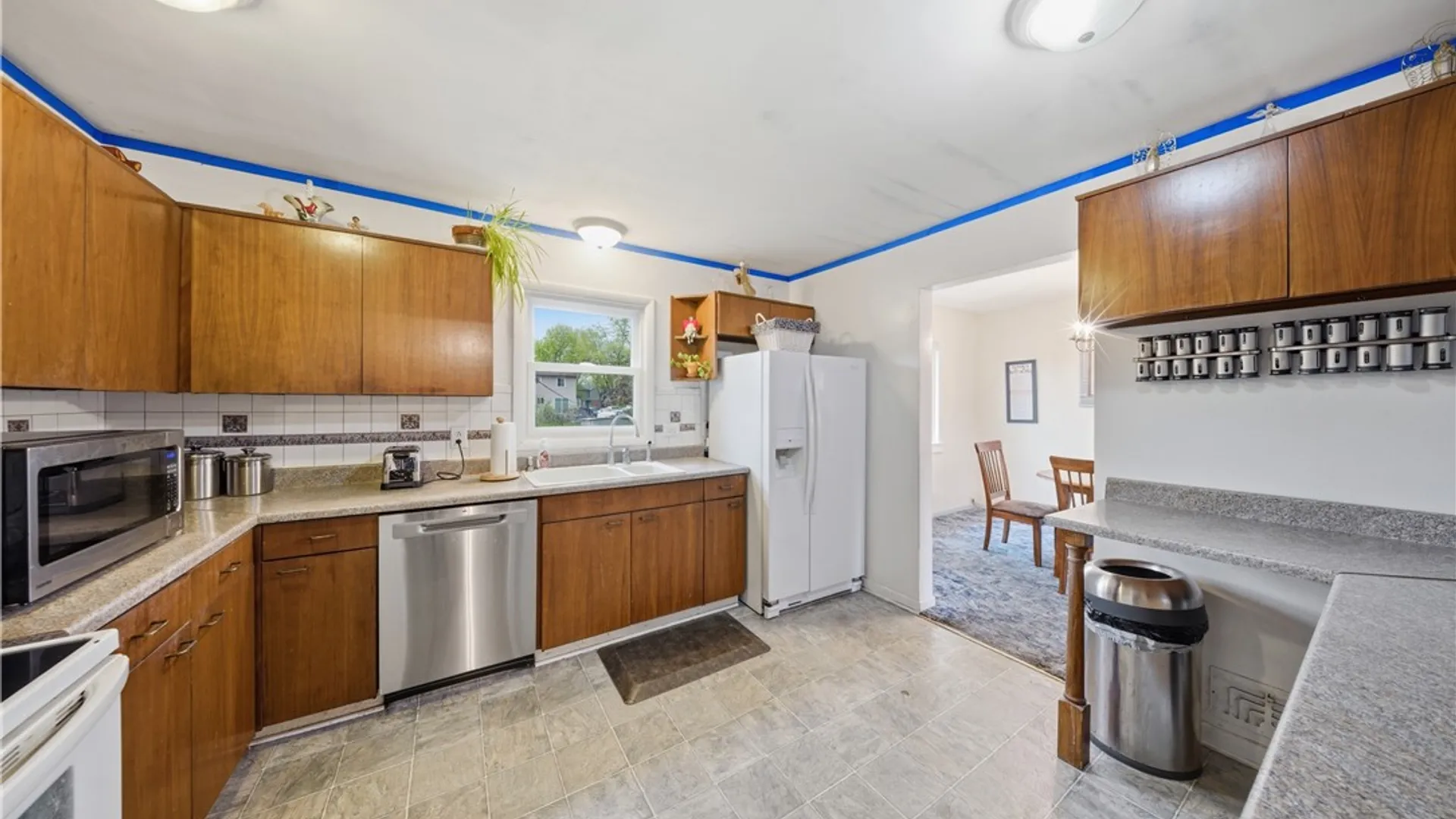 Property at 1299 Beach Avenue, Greece, NY 14612 22