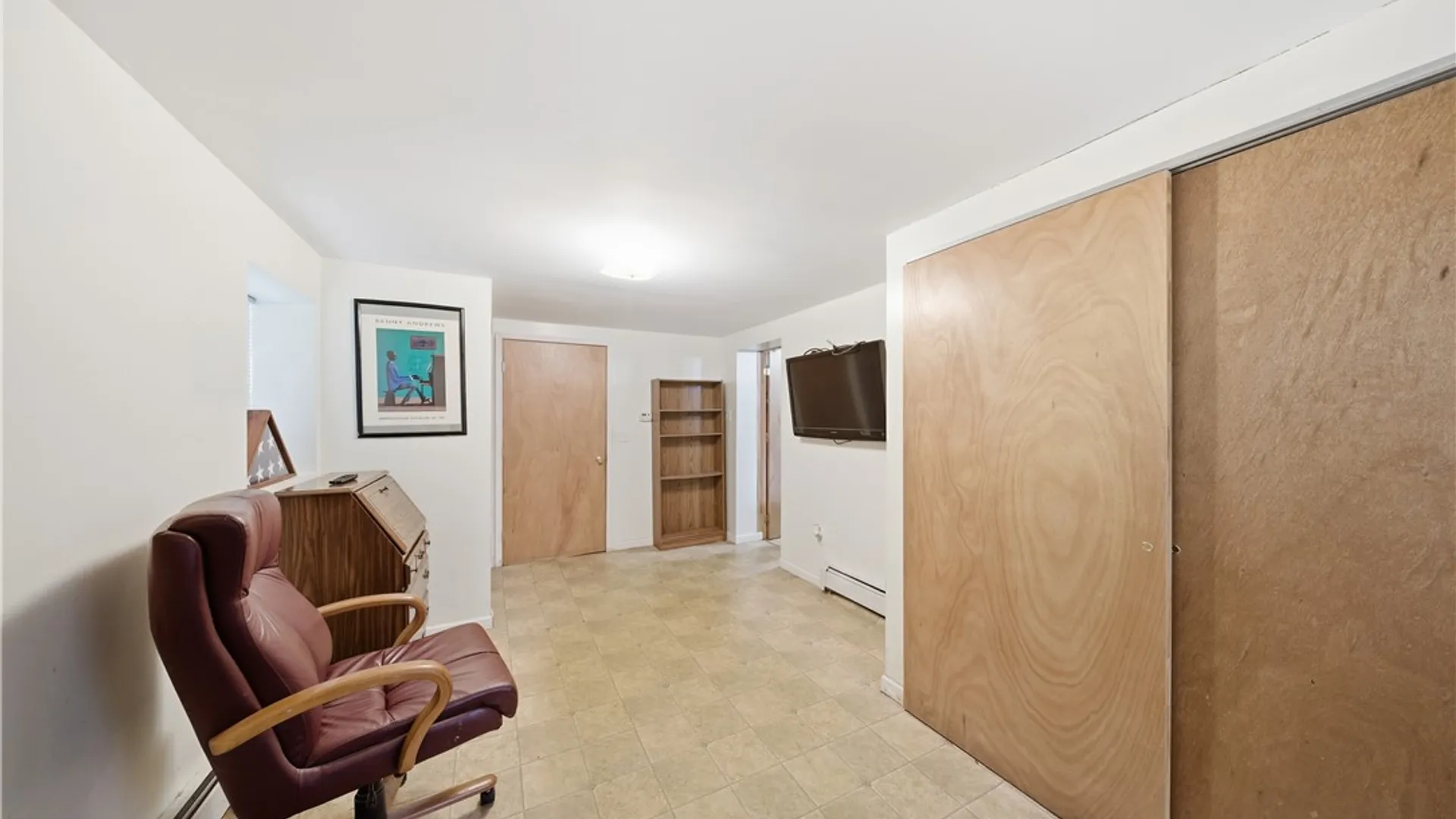 Property at 1299 Beach Avenue, Greece, NY 14612 38