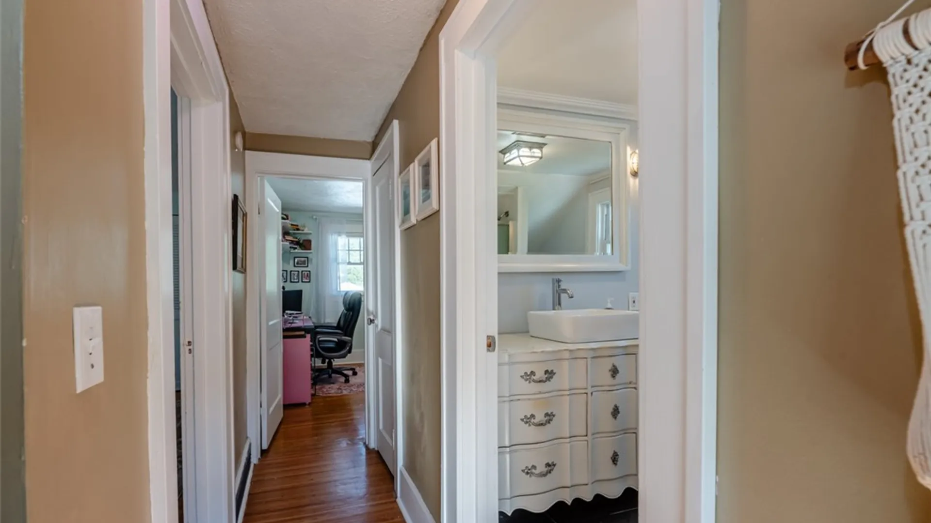 Property at 92 Armstrong Avenue, Irondequoit, NY 14617 15