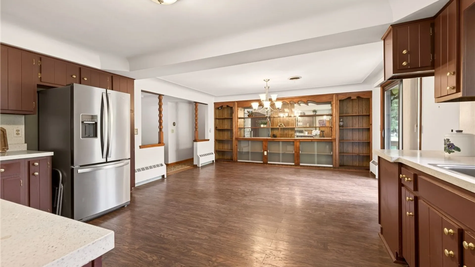 Property at 805 John Glenn Boulevard, Webster, NY 14580 11