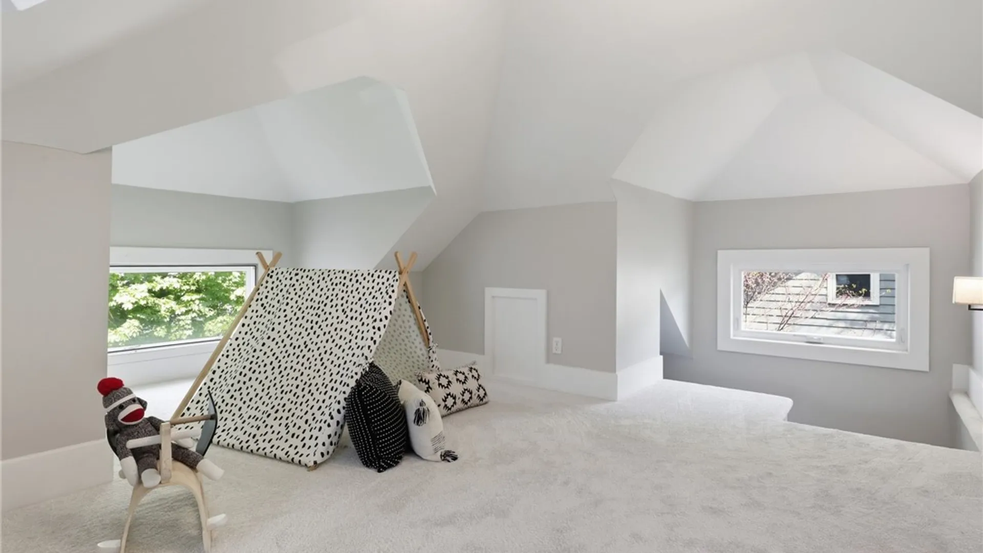 Property at 15 Jefferson Road, Pittsford, NY 14534 31