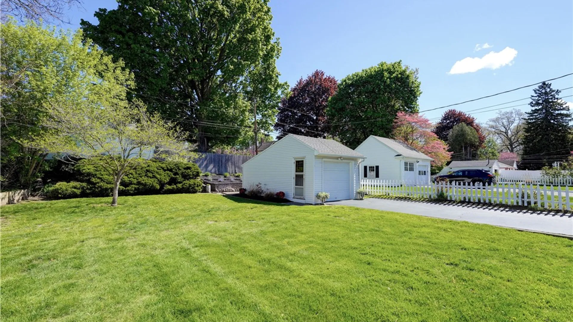 Property at 119 Woodbine Avenue, East Rochester, NY 14445 27