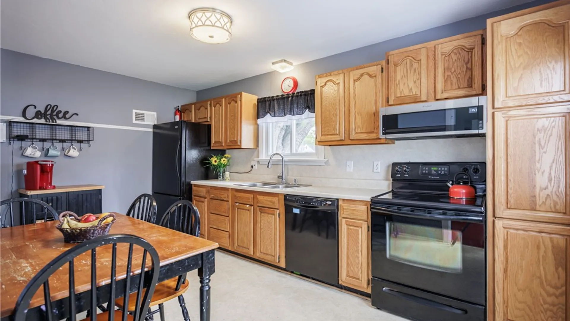 Property at 189 Cinnabar Road, Irondequoit, NY 14617 12