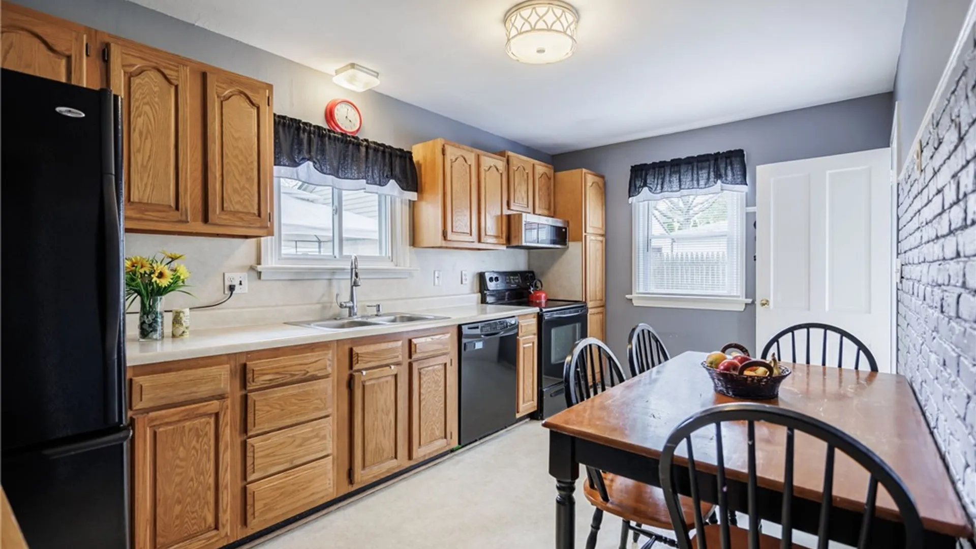 Property at 189 Cinnabar Road, Irondequoit, NY 14617 9