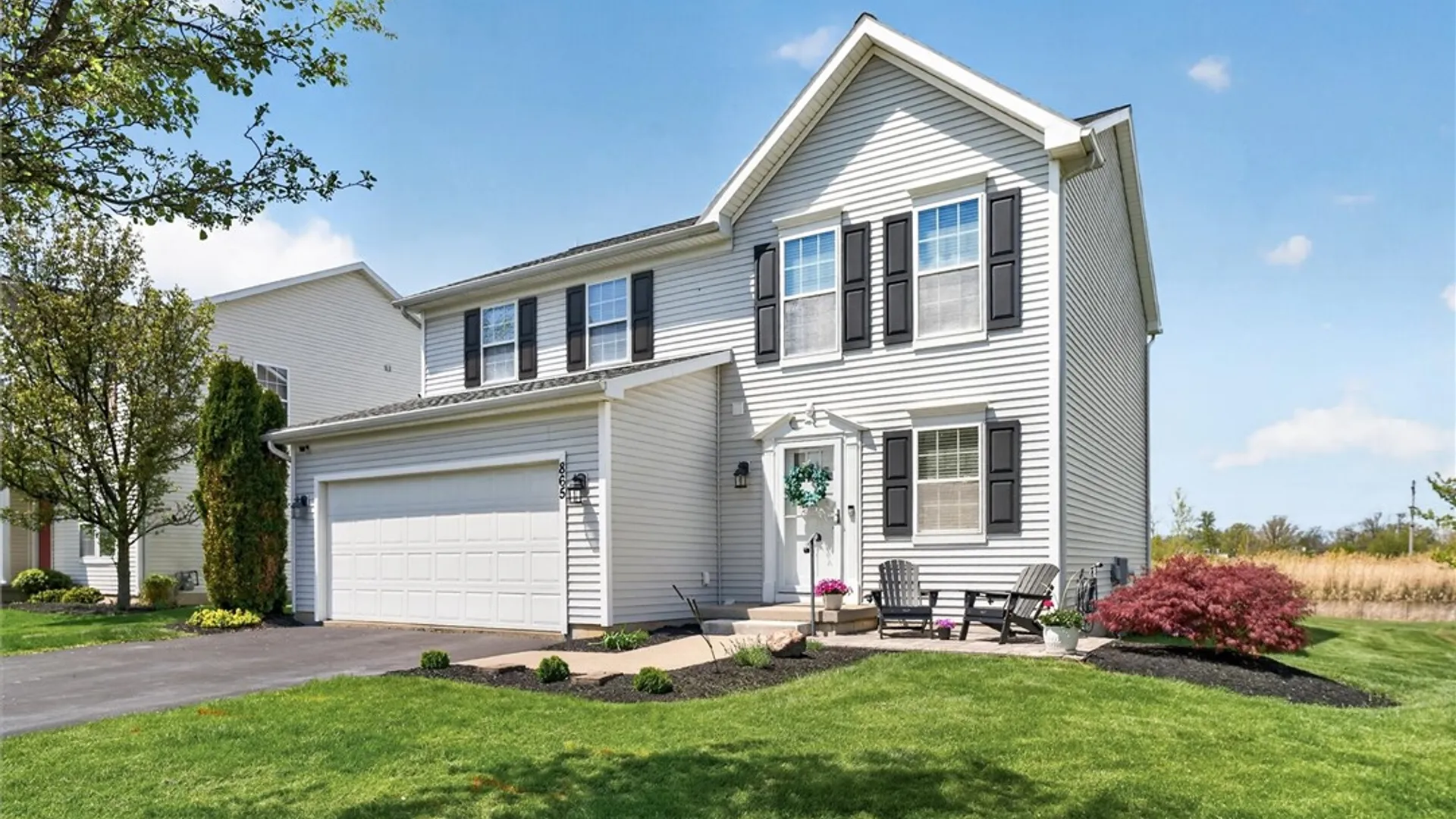 Property at 865 Surrey Hill Way, Henrietta, NY 14623 2