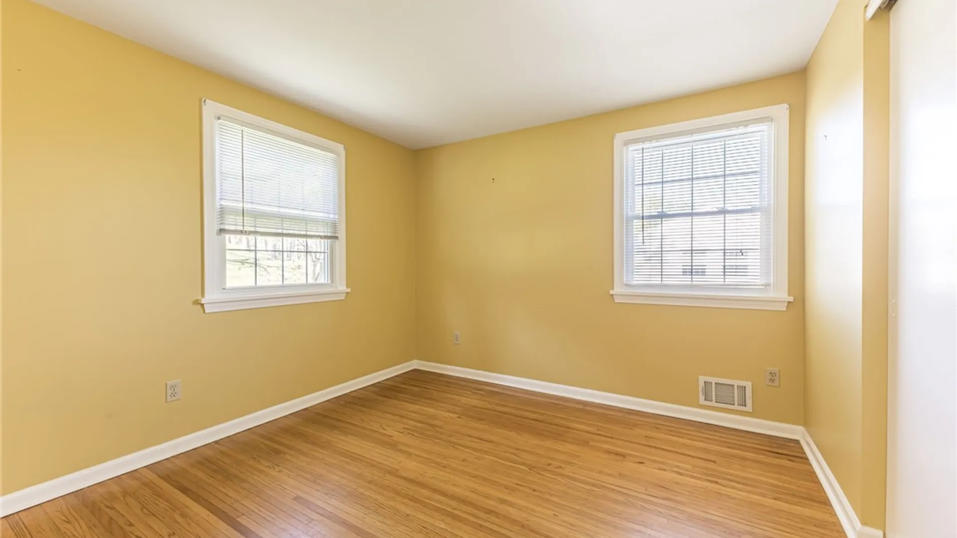 Property at 12 Mountain Rise, Perinton, NY 14450 32