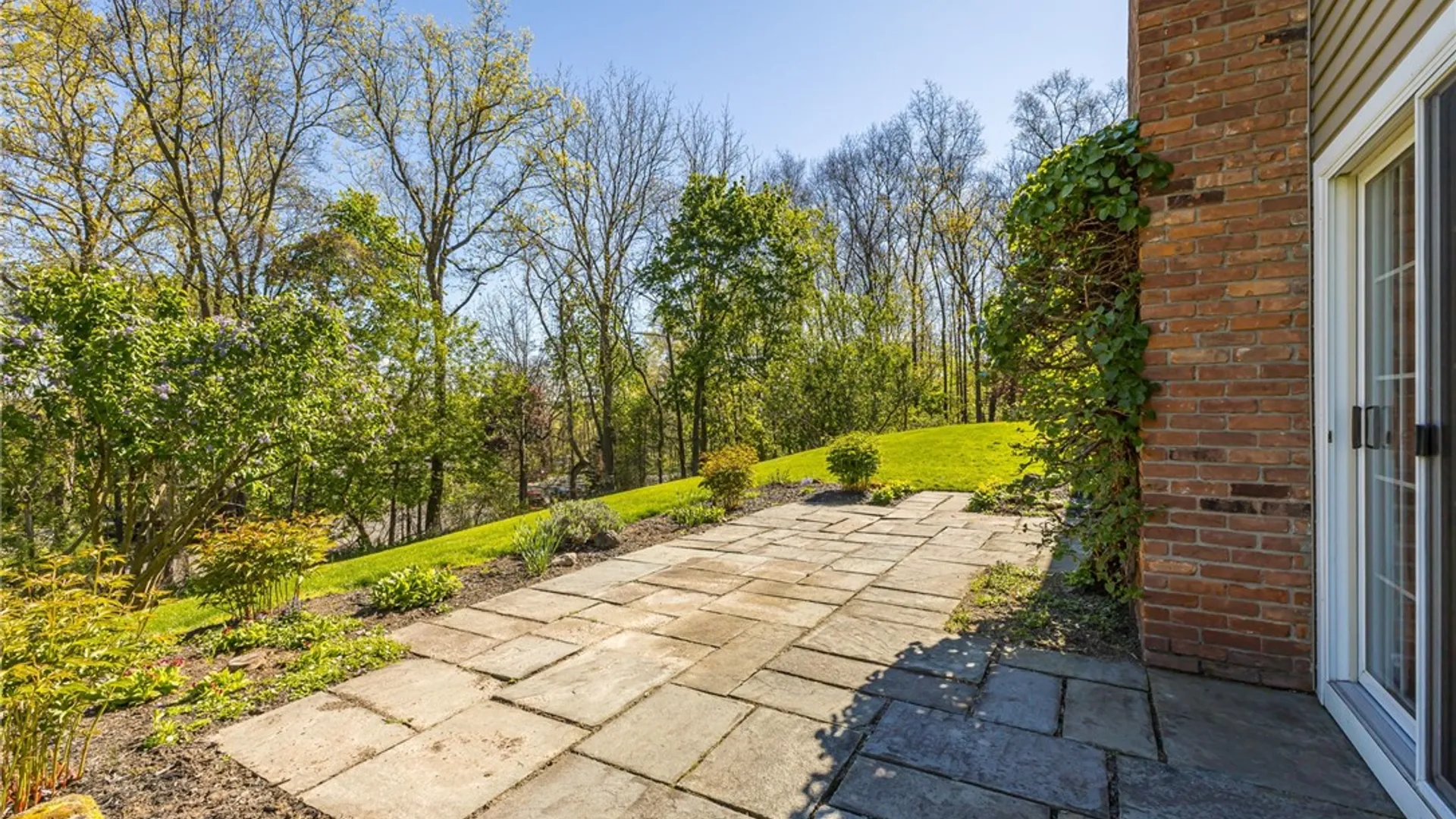 Property at 12 Mountain Rise, Perinton, NY 14450 35