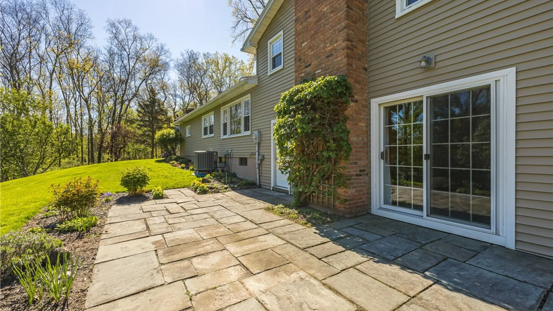 Property at 12 Mountain Rise, Perinton, NY 14450 38