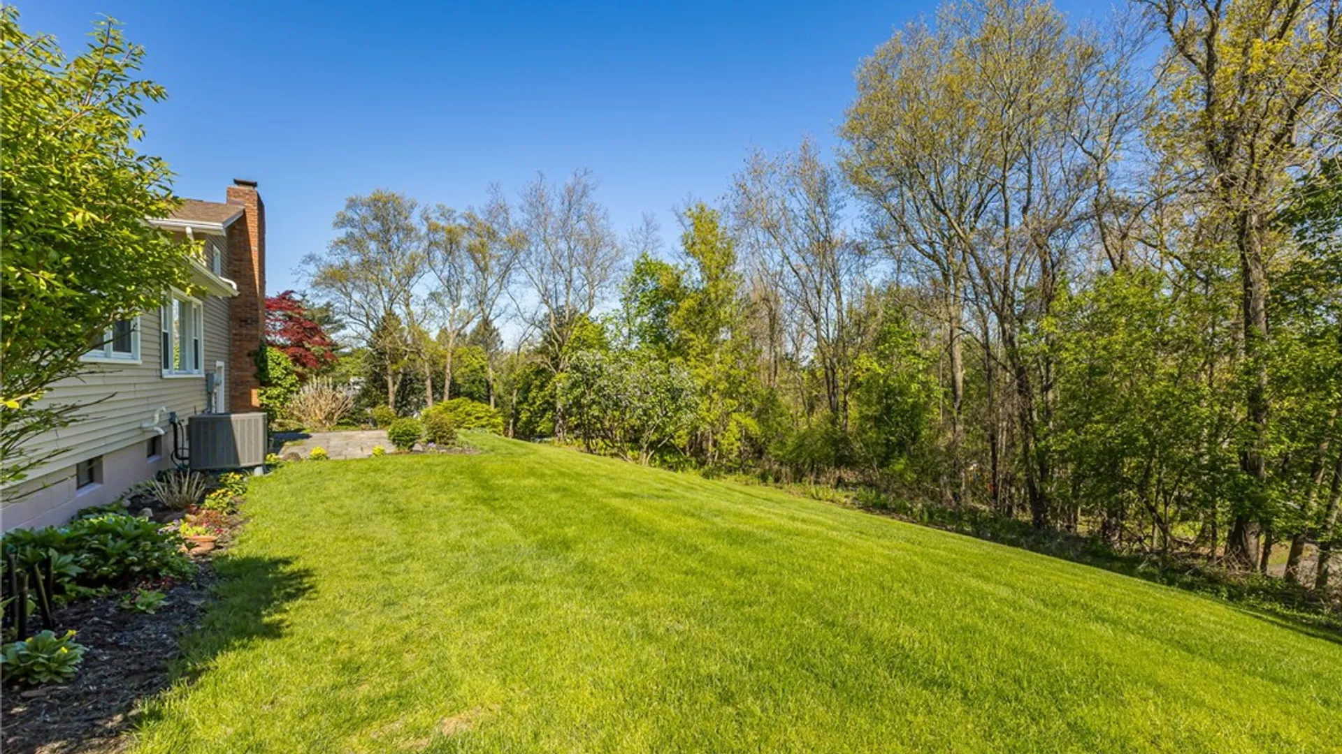 Property at 12 Mountain Rise, Perinton, NY 14450 40