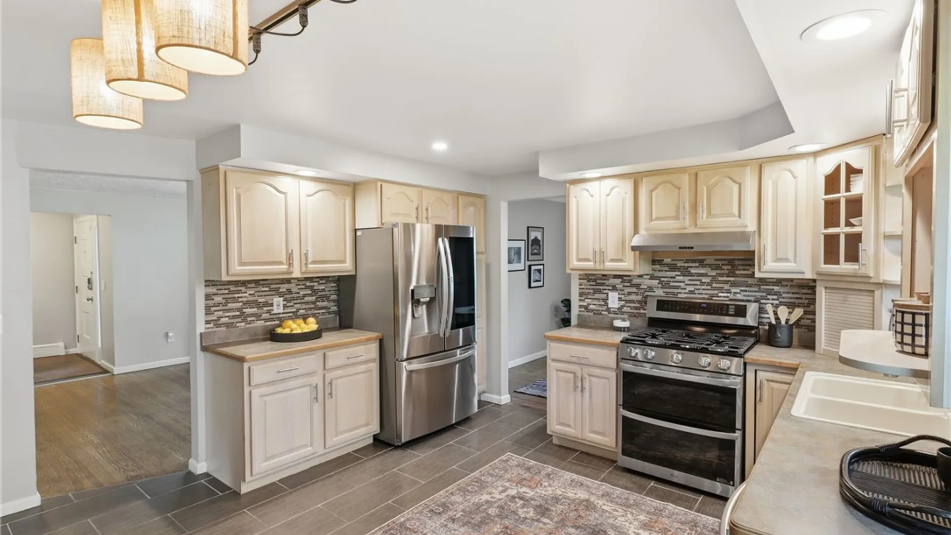 Property at 506 True Hickory Dr, Greece, NY 14615 6