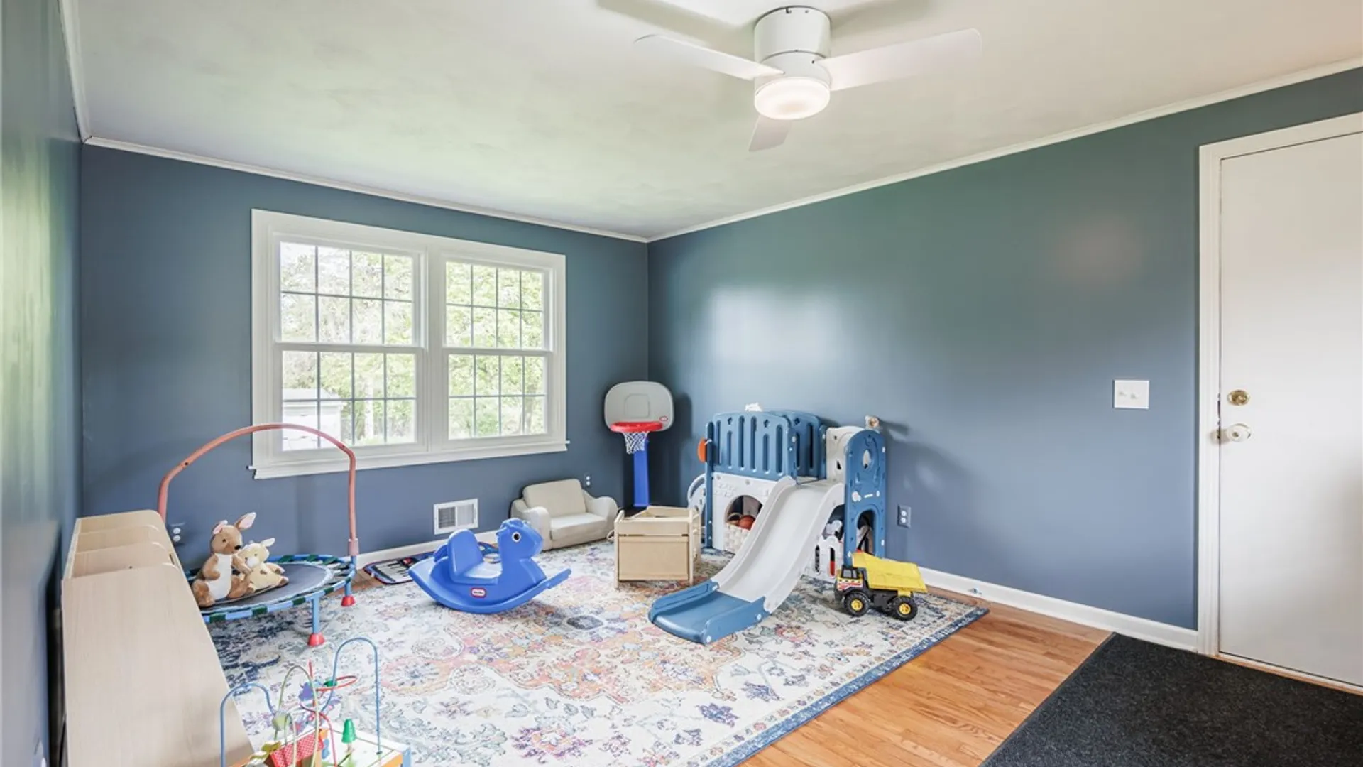 Property at 260 Viennawood Drive, Brighton, NY 14618 28