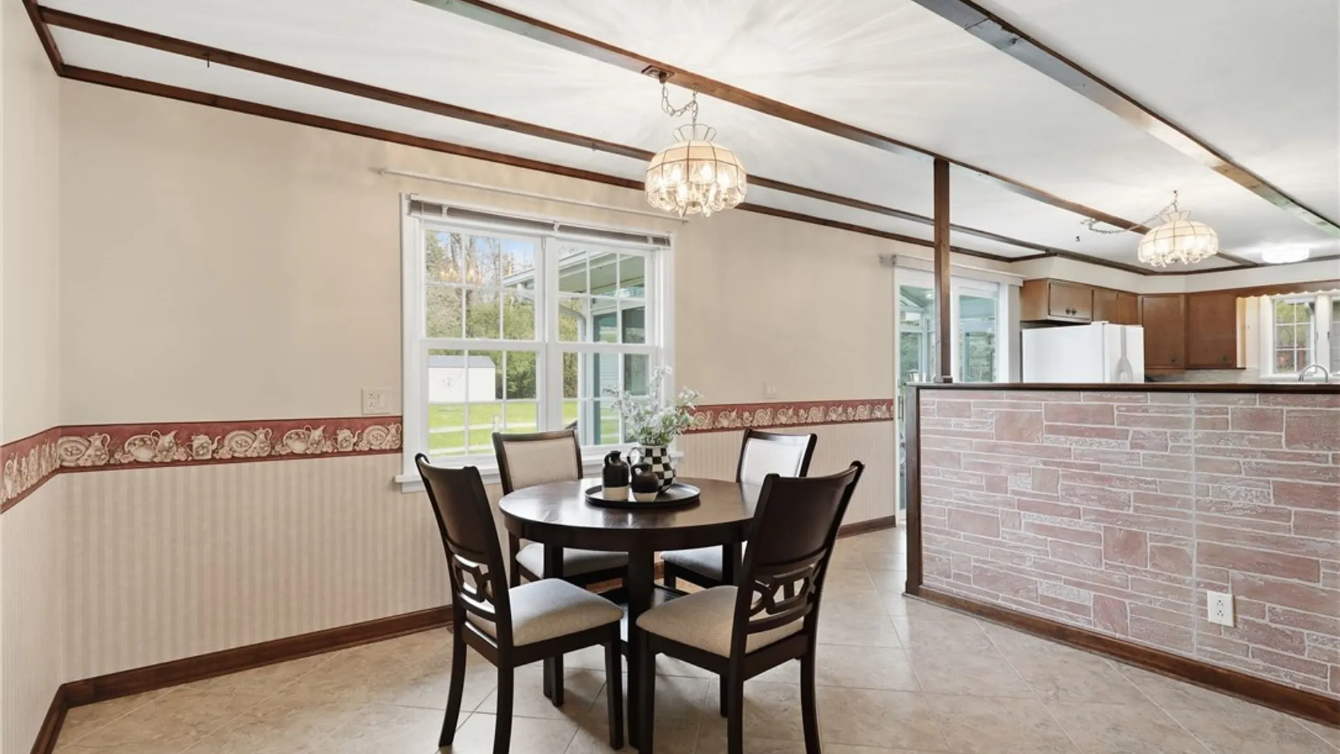 Property at 10 Fox Chapel Road, Henrietta, NY 14534 12