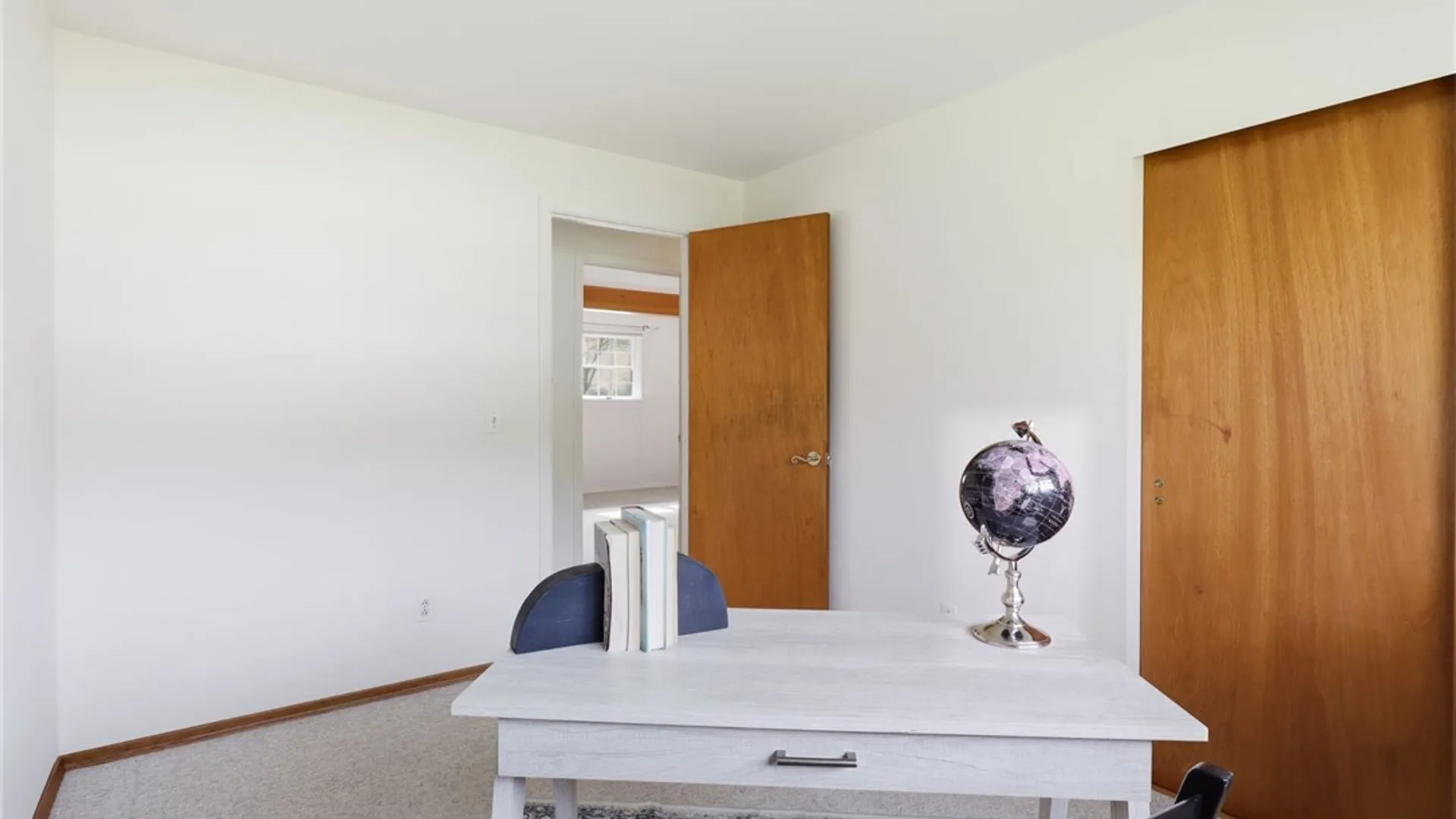 Property at 10 Fox Chapel Road, Henrietta, NY 14534 15