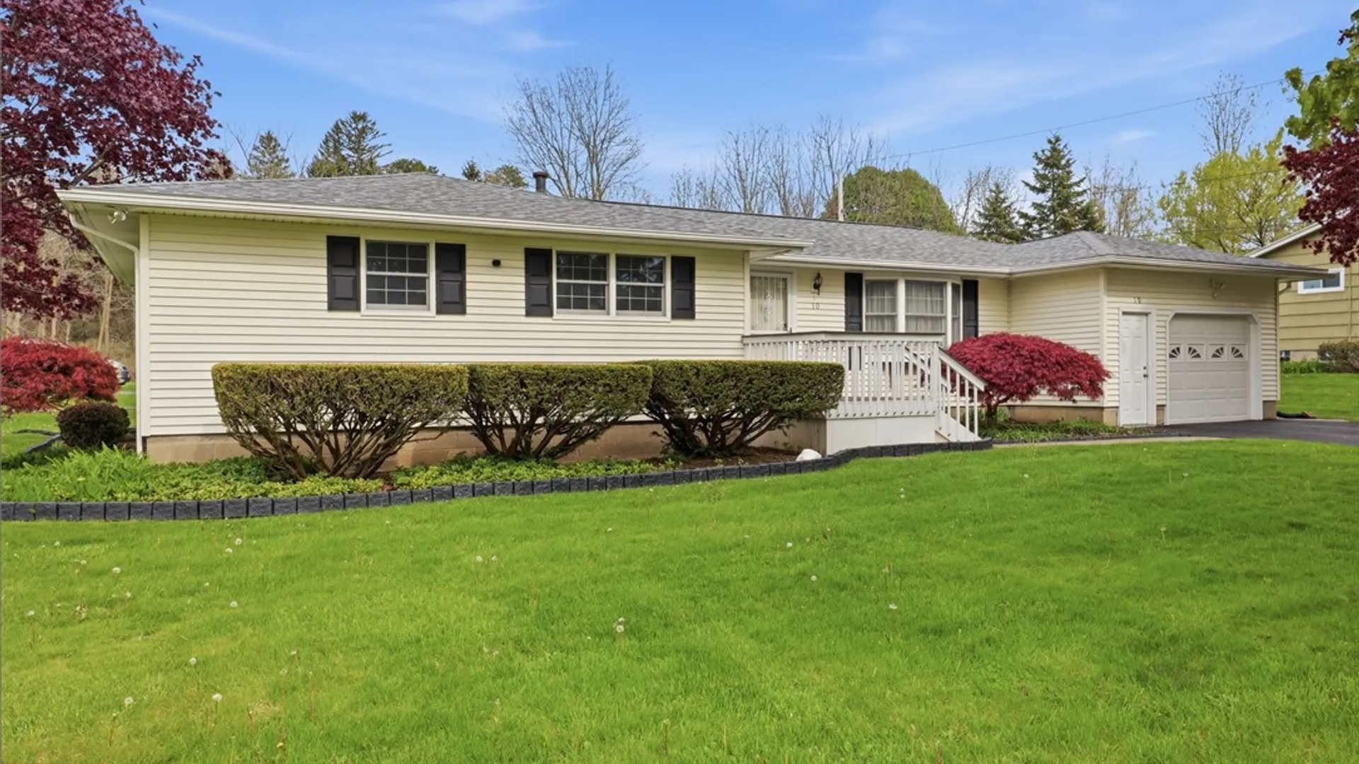 Property at 10 Fox Chapel Road, Henrietta, NY 14534 3