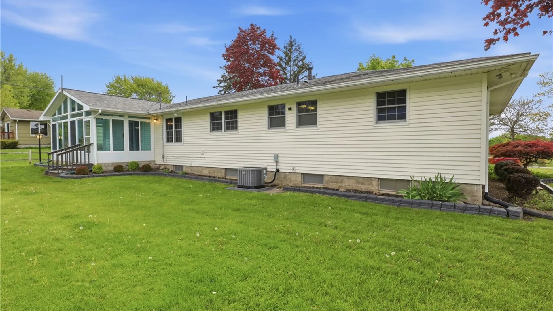 Property at 10 Fox Chapel Road, Henrietta, NY 14534 32