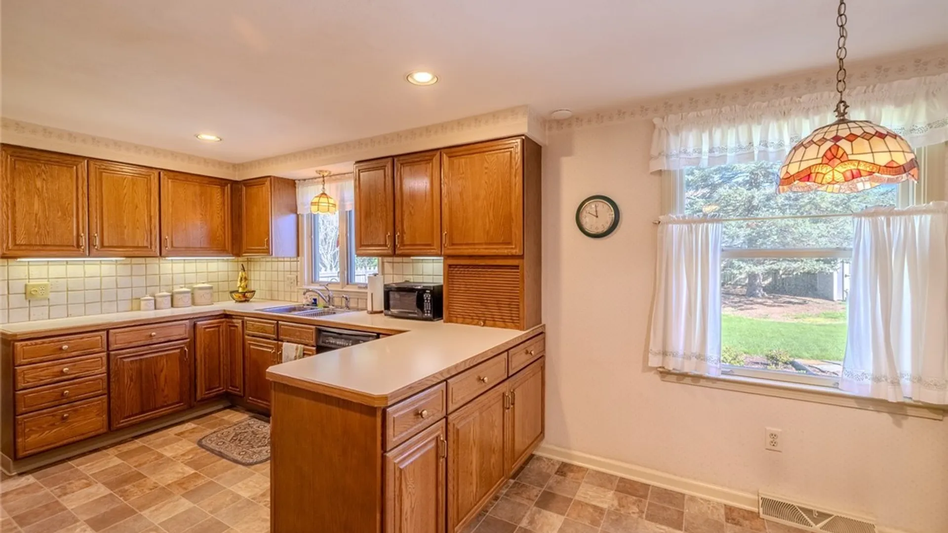 Property at 7618 Sandy Lane, Clay, NY 13212 10