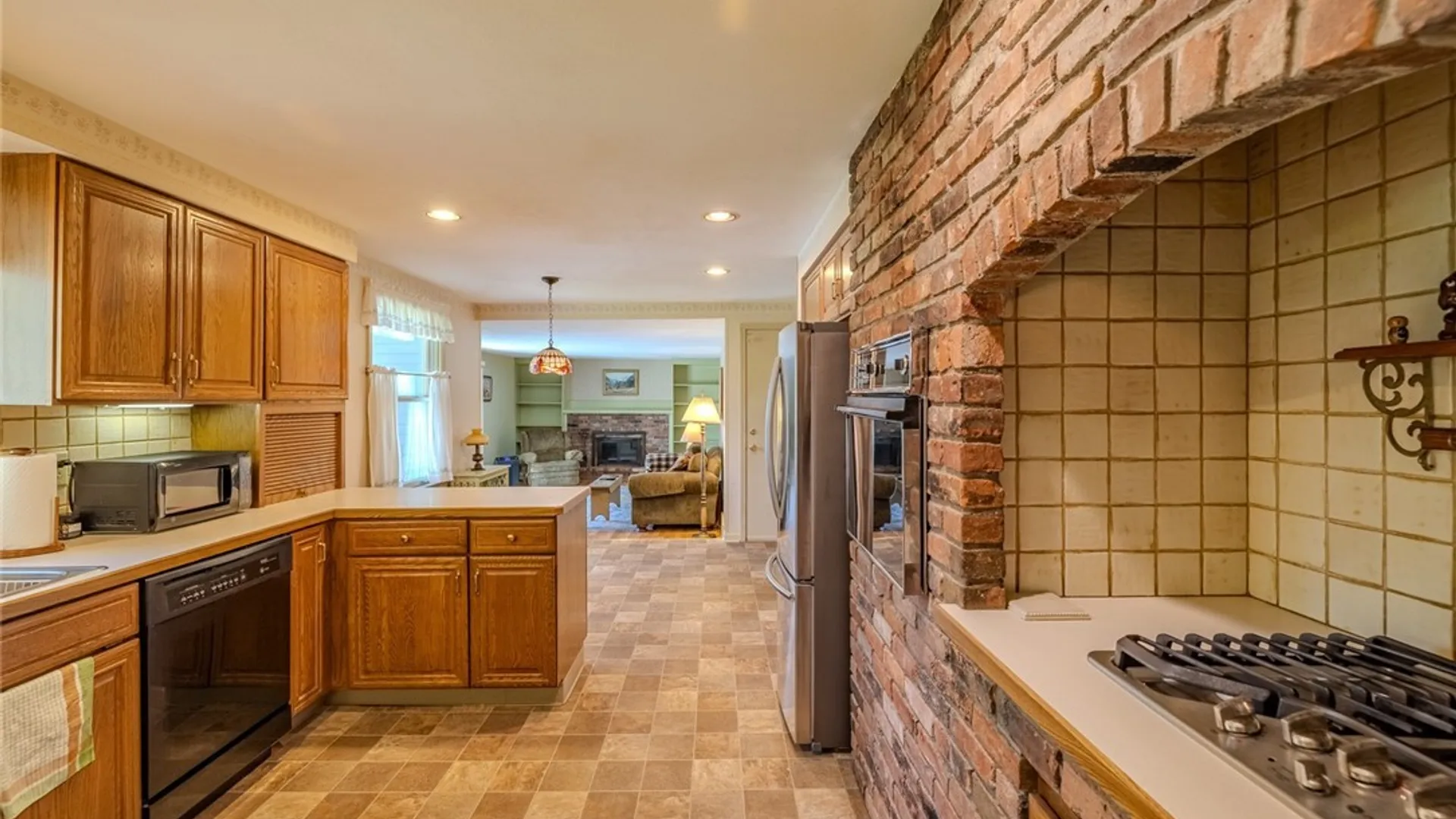 Property at 7618 Sandy Lane, Clay, NY 13212 7